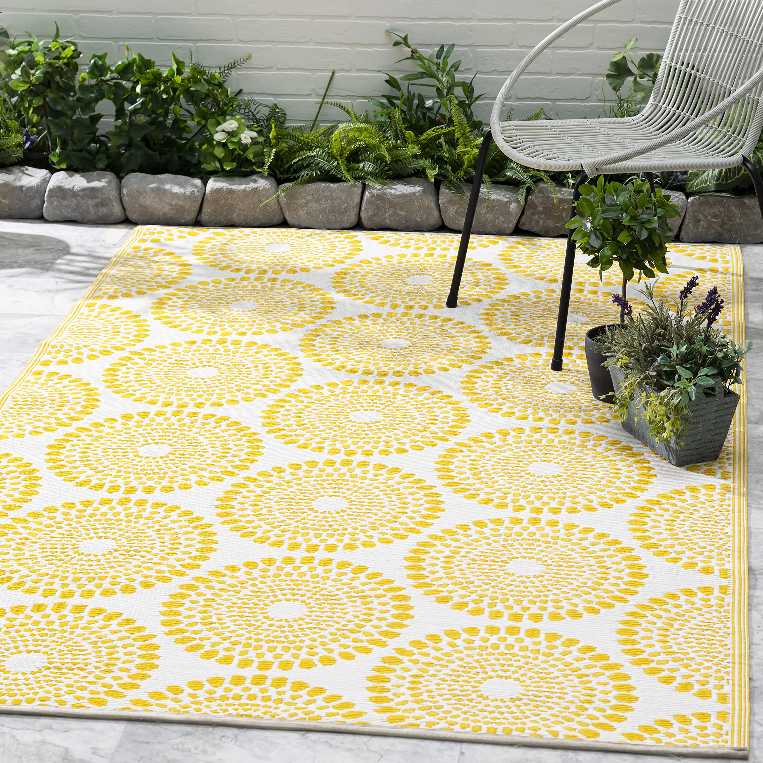 Fab Habitat Outdoor Rug - Waterproof, Fade Resistant, Crease-Free - Premium Recycled Plastic - Floral Medallion - Large Patio, D