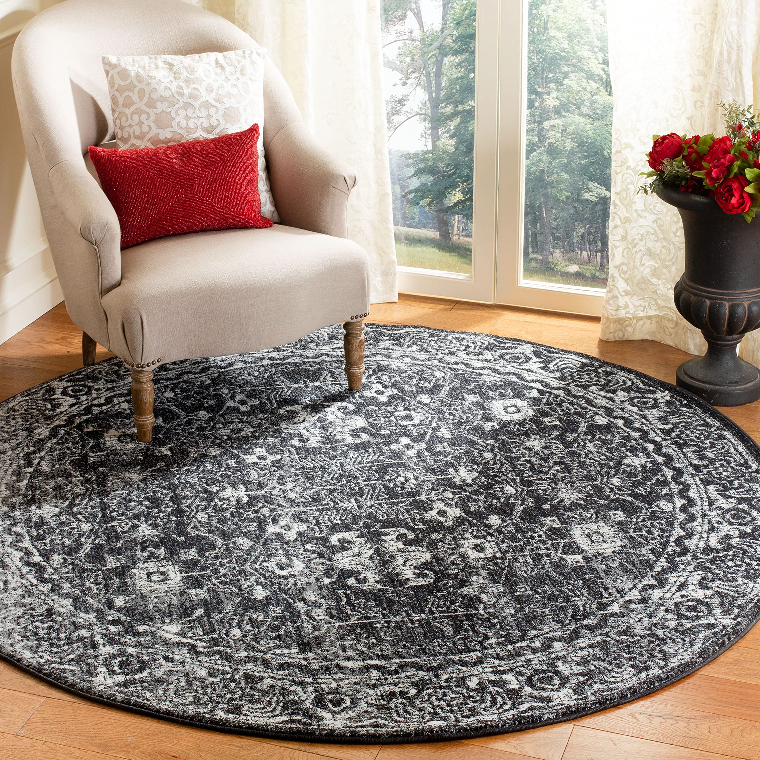 SAFAVIEH Evoke Collection 3 Round Charcoal / Ivory EVK270K Shabby Chic Distressed Non-Shedding Dining Room Entryway Foyer Livin