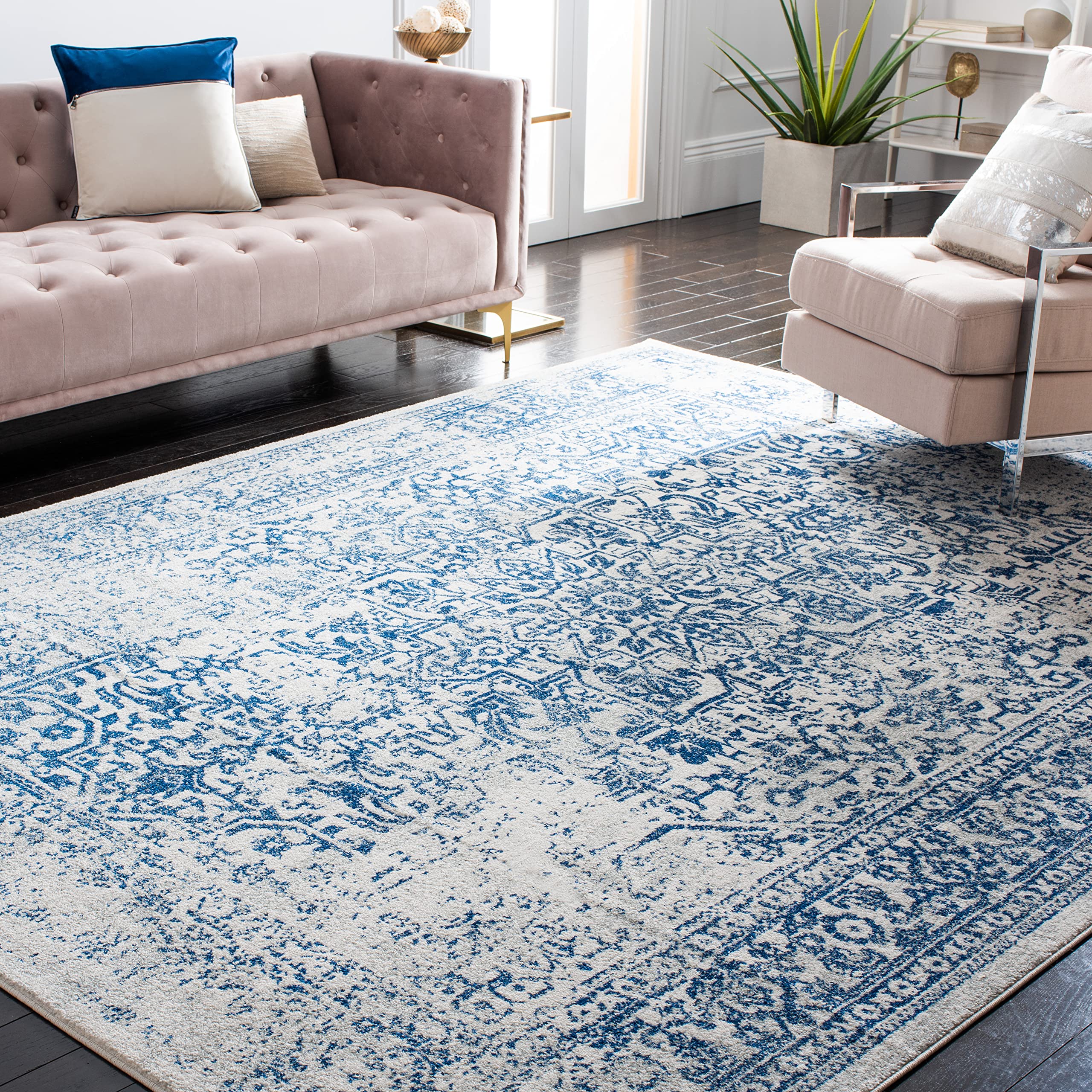 SAFAVIEH Evoke Collection 8 x 10 Ivory / Navy EVK256N Oriental Distressed Non-Shedding Living Room Bedroom Dining Home Office 