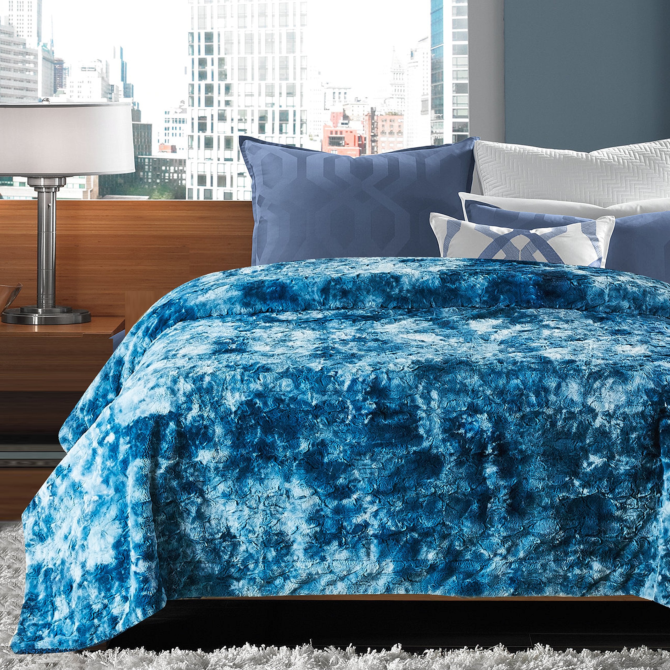 Chanasya Premium Wolf Faux Fur Throw Blanket - Soft, Fuzzy Sherpa & Minky Throw Blanket - For Bed Or Couch - 108' X 86    (King