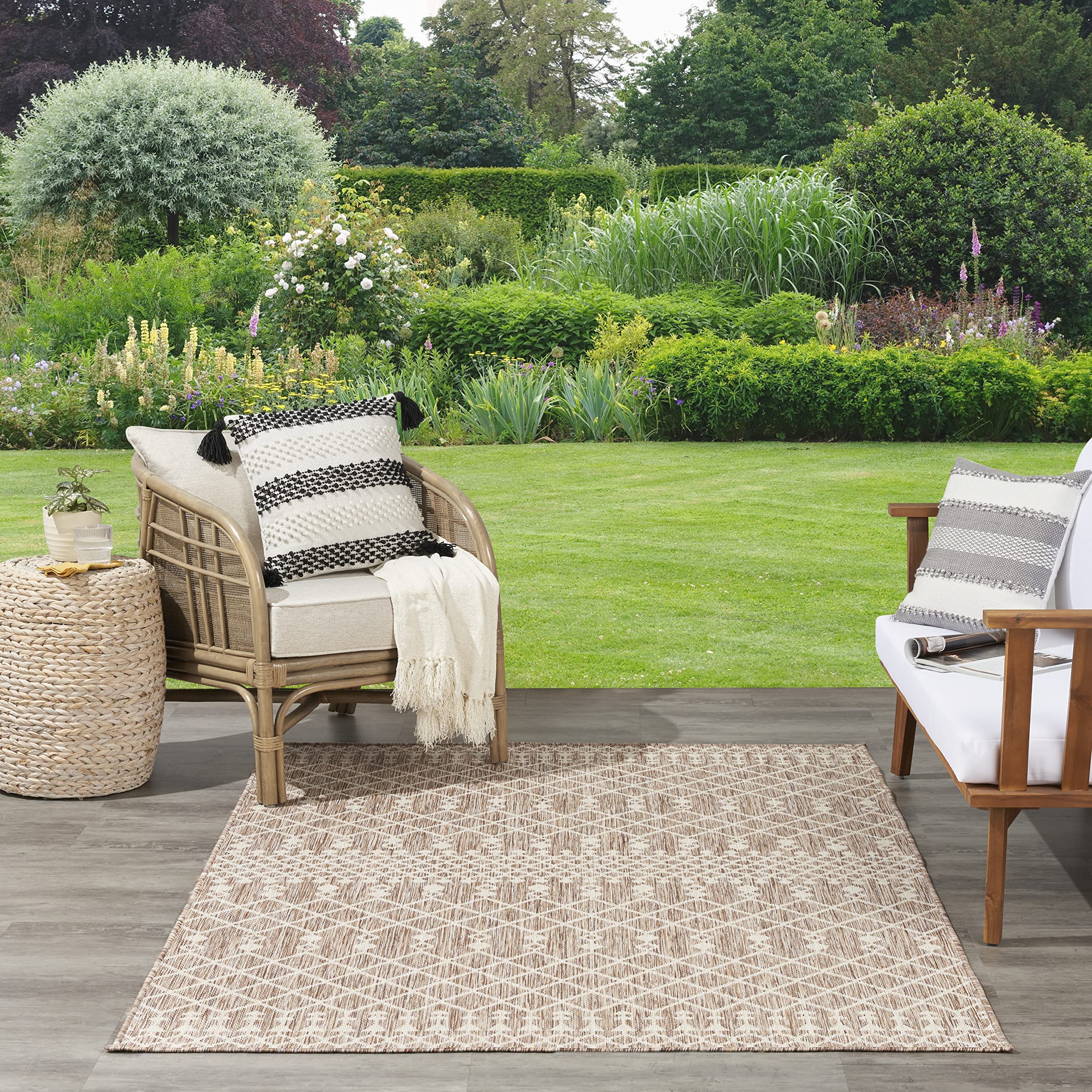 Nourison Positano Indoor/Outdoor Beige 4' X 6' Area Rug, Easy Cleaning, Non Shedding, Bed Room, Living Room, Dining Room, Deck, Backyard, Patio (4X6)