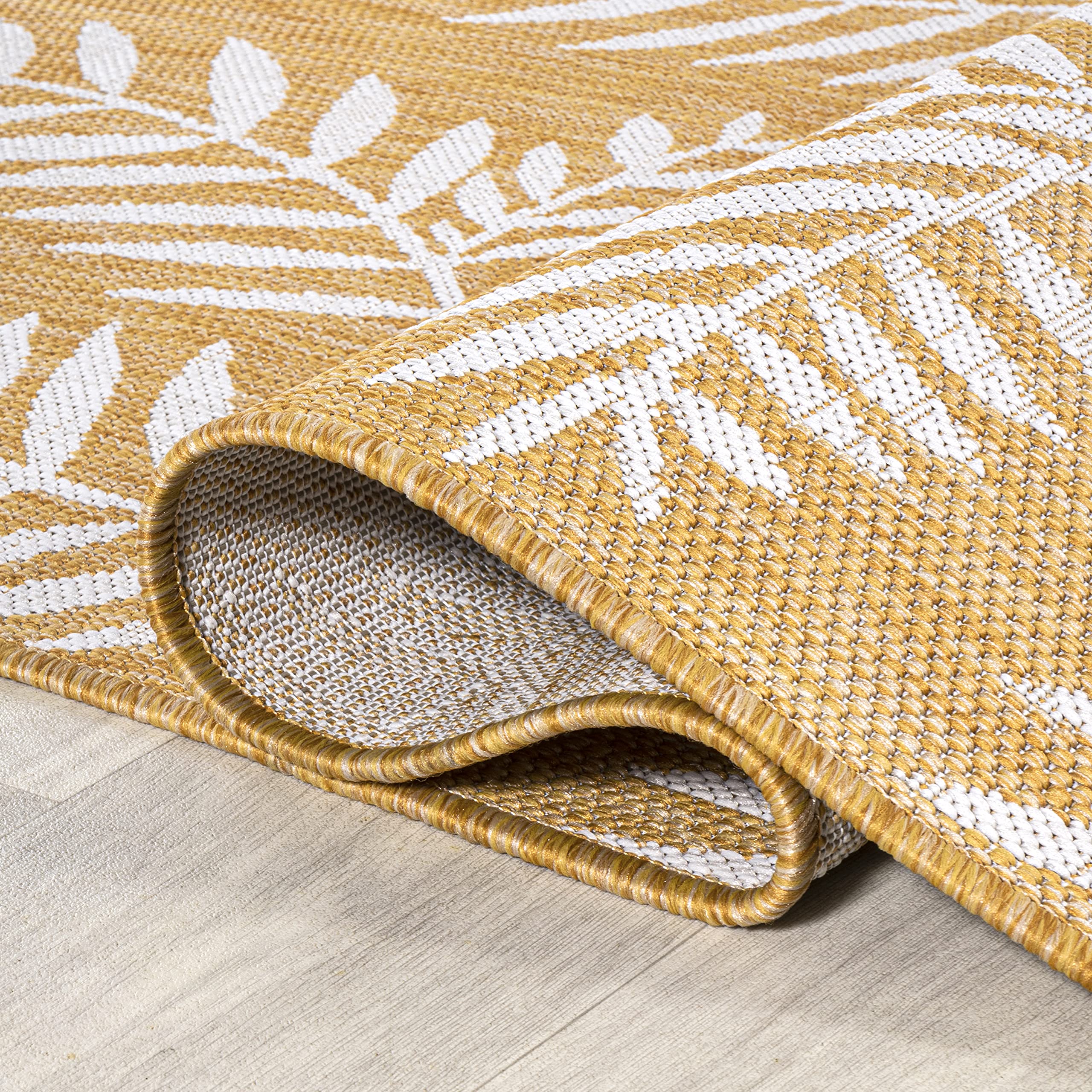 Jonathan Y Smb119C-4 Nevis Palm Frond Indoor Outdoor Area-Rug, Coastal Casual Country & Floral Easy-Cleaning,Bedroom,Kitchen,Backyard,Patio,Non Shedding, 4 X 6, Yellow/Cream