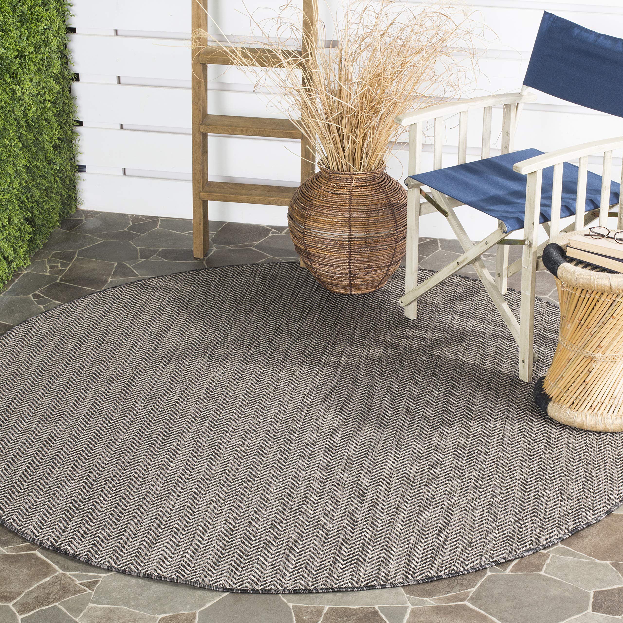 SAFAVIEH Courtyard Collection Area Rug - 4' Round, Black & Beige, Non-Shedding & Easy Care, Indoor/Outdoor & Washable-Ideal for 
