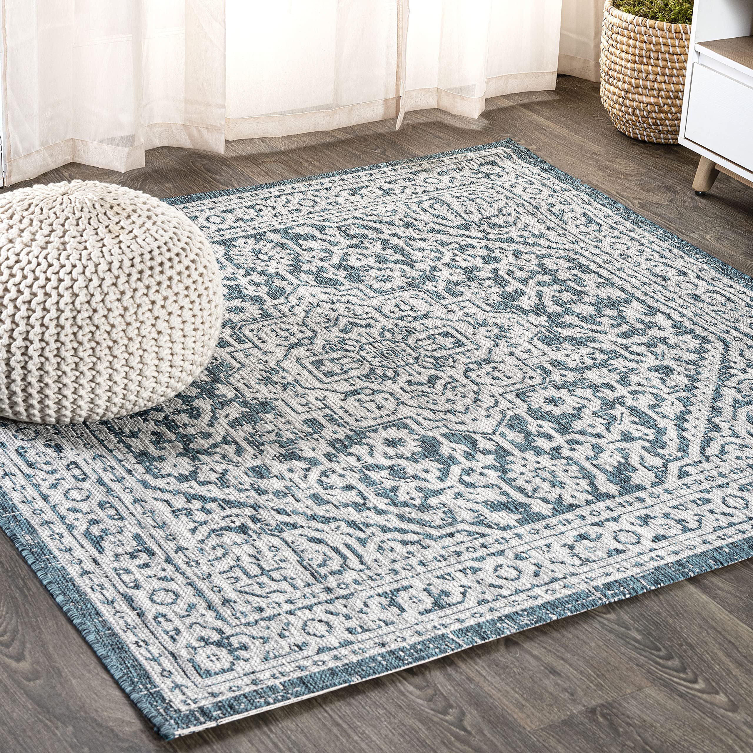 Jonathan Y Smb101C-5Sq Sinjuri Medallion Textured Weave Indoor Outdoor Area Rug Coastal Bohemian Rustic Glam Easy Cleaning Bedro