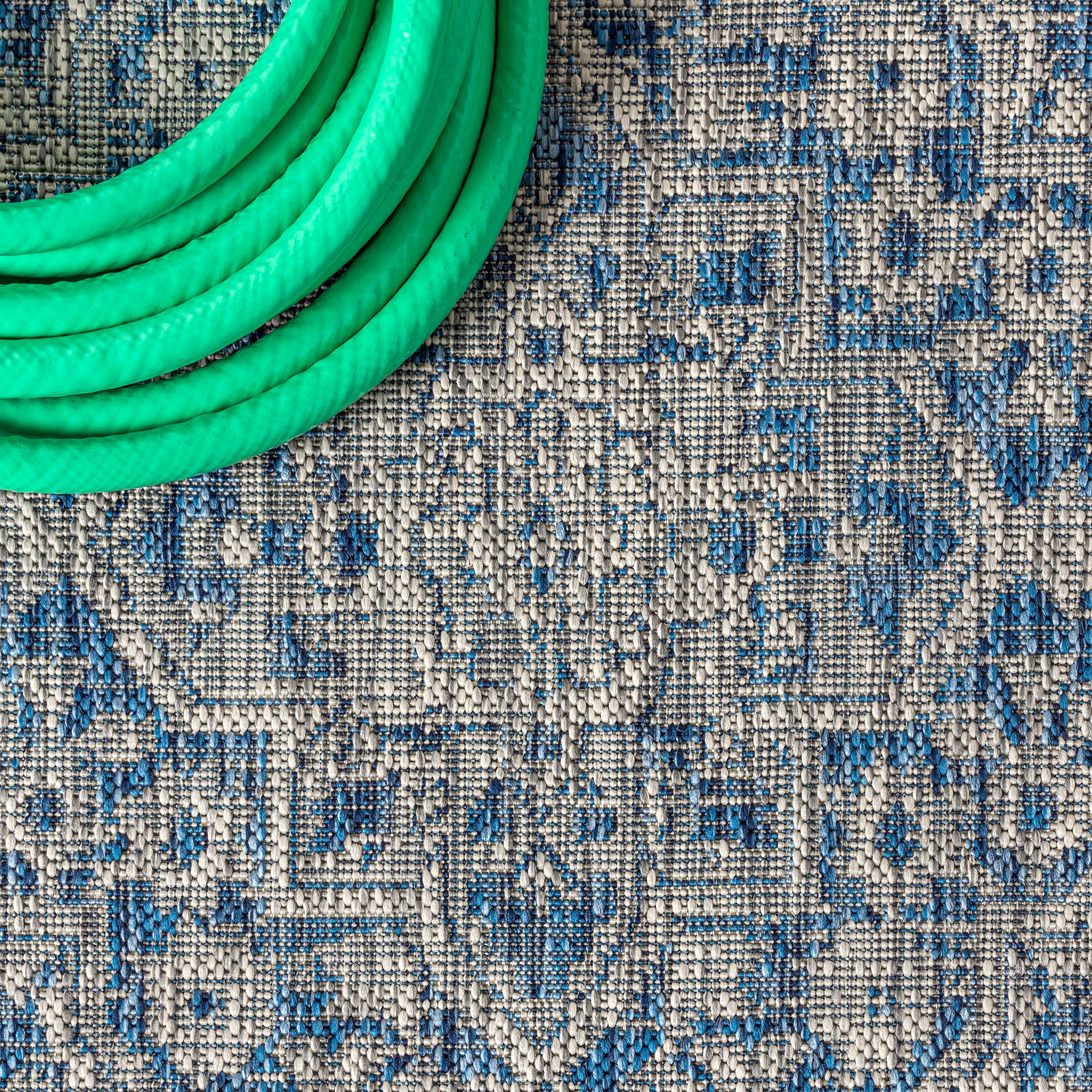 Jonathan Y Smb102B-5Sq Rozetta Boho Medallion Textured Weave Indoor Outdoor -Area Rug Coastal Bohemian Rustic Glam Easy-Cleaning Bedroom Kitchen Backyard Patio Non Shedding, 5' Square, Gray/Navy