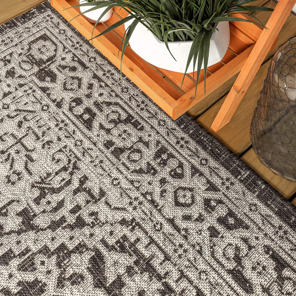 Jonathan Y Smb101D-28 Sinjuri Medallion Textured Weave Indoor/Outdoor Gray/Black 2 Ft. X 8 Ft. Runner-Rug, Coastal,Easy-Cleaning,Hightraffic,Livingroom,Backyard, Non Shedding