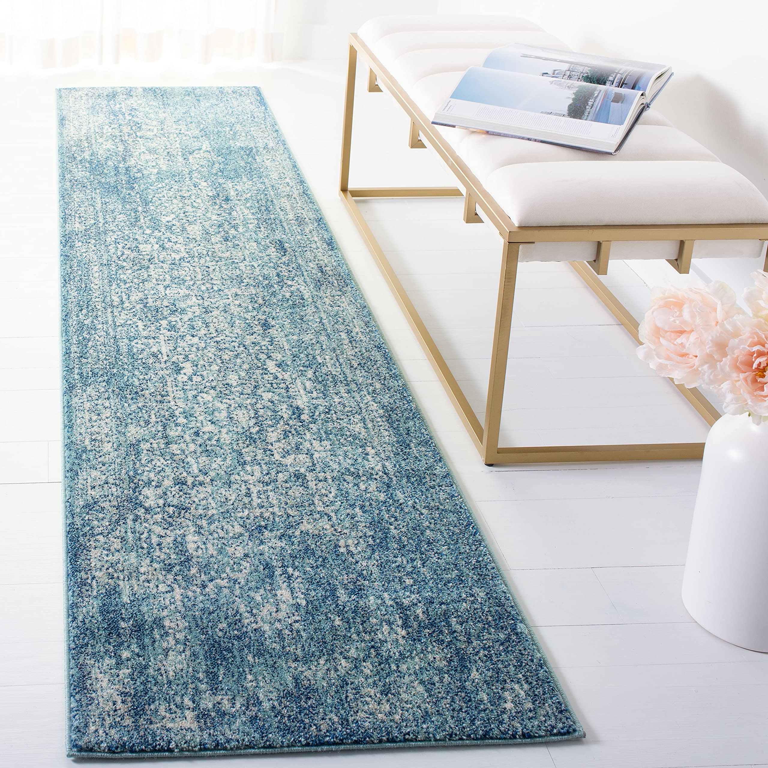 SAFAVIEH Evoke Collection 22 x 17 Blue/Ivory EVK256C Oriental Distressed Non-Shedding Living Room Bedroom Runner Rug
