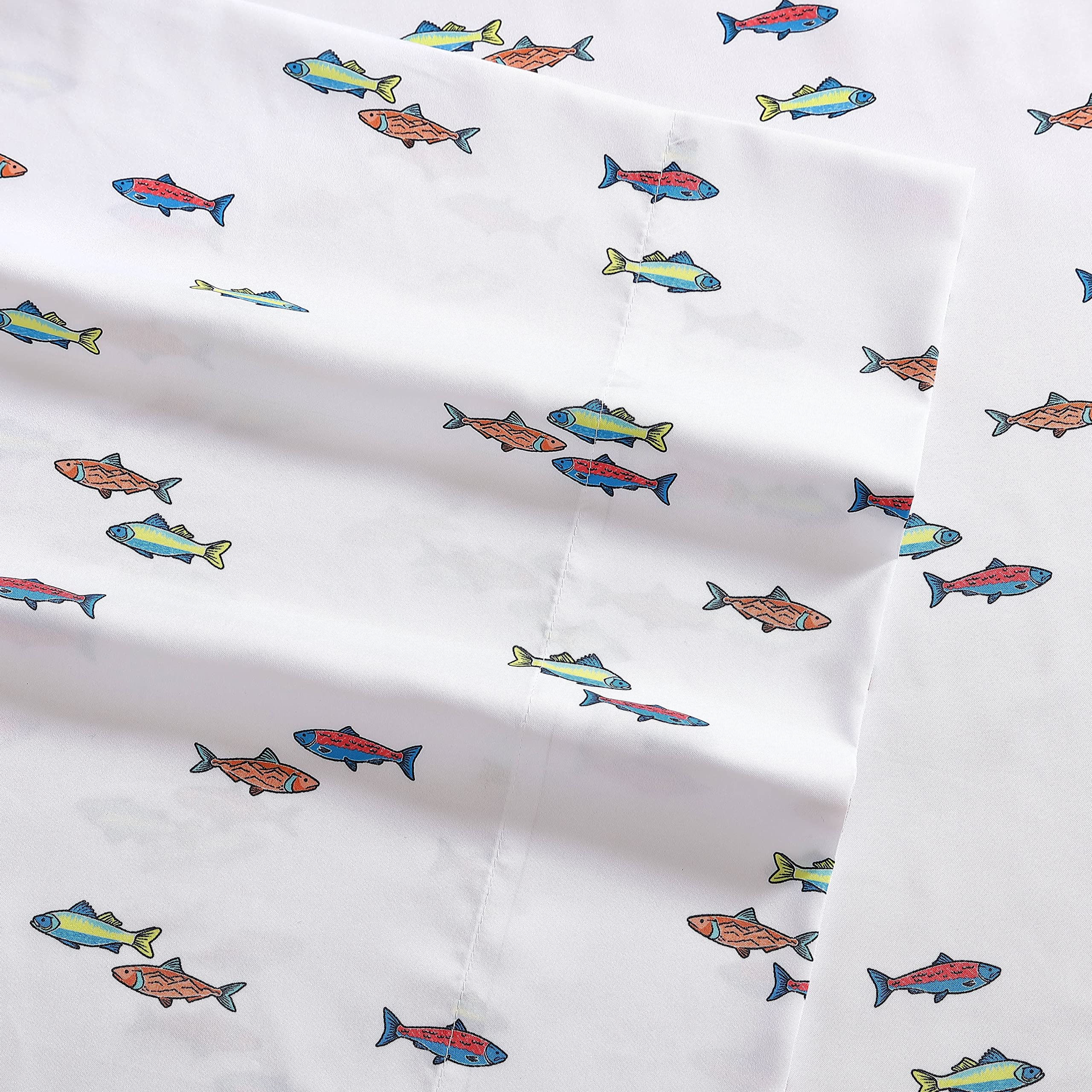 Eddie Bauer Kids - Queen Sheets, Stain Resistant Kids Bedding, Ideal For Toddler Bedding Set (Fish Lake White, Queen)