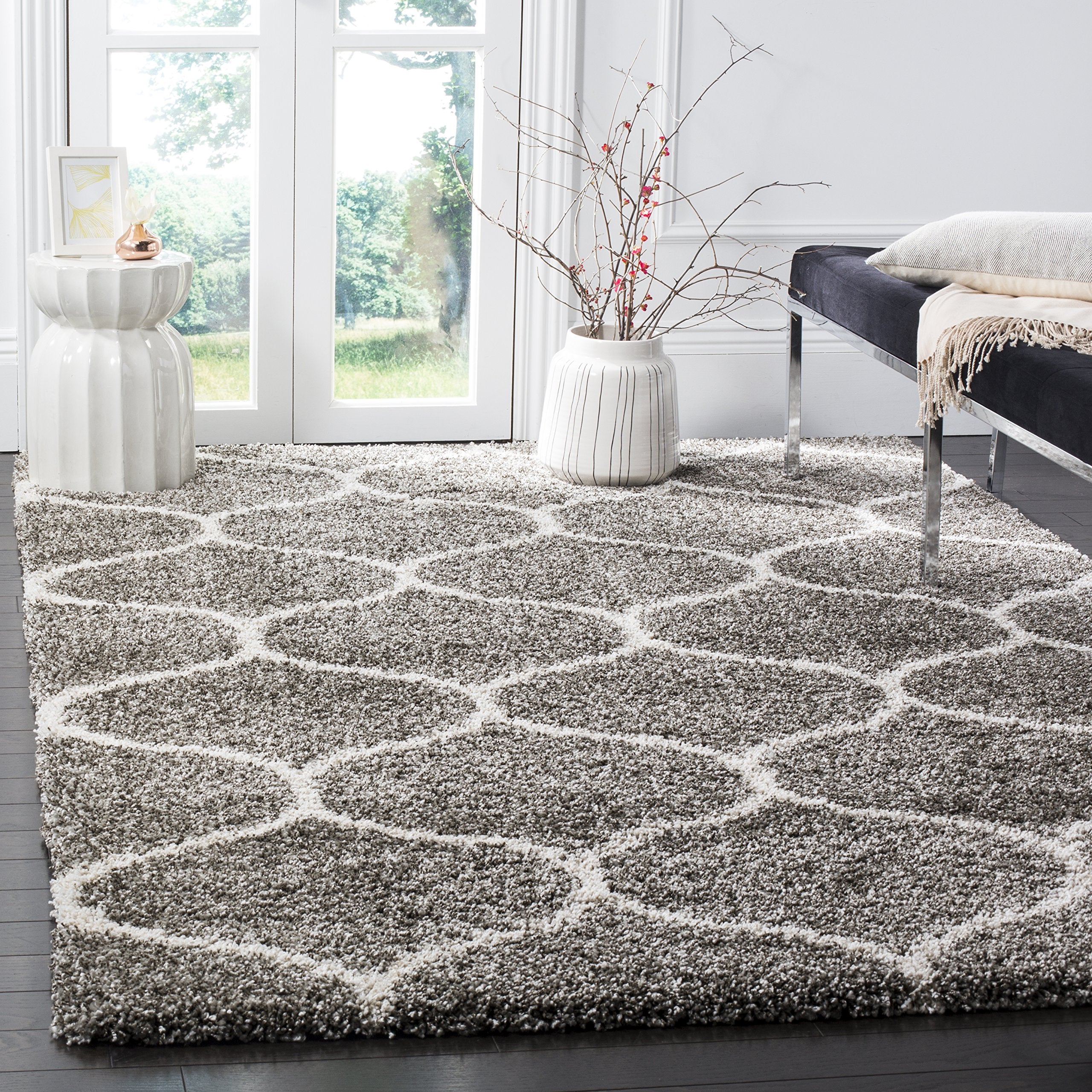 SAFAVIEH Hudson Shag Collection 7 Square Grey/Ivory SGH280B Moroccan Ogee Trellis Non-Shedding Living Room Bedroom Dining Room 