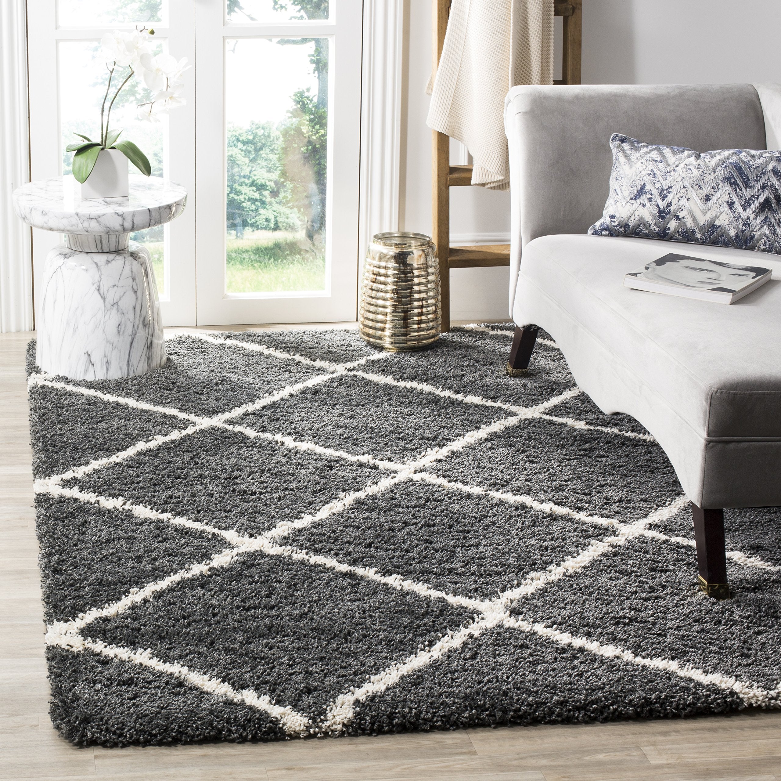 SAFAVIEH Hudson Shag Collection Area Rug - 53 x 76, Dark Grey & Ivory, Modern Trellis Design, Non-Shedding & Easy Care, 2-inch