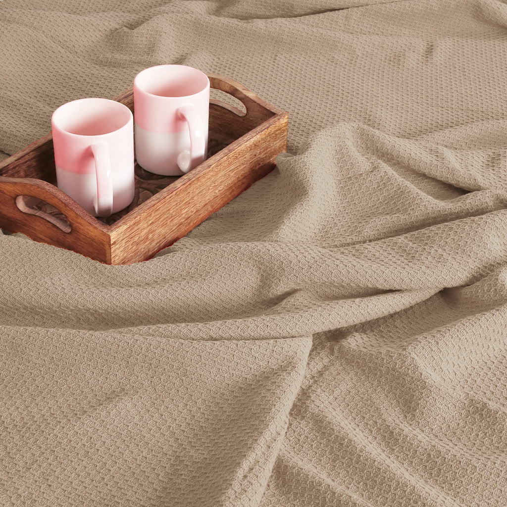Boutiquo 100% Cotton Bed Blanket, Breathable Thermal Blanket King Size, Soft Honeycomb Waffle Blanket 90''X102'', Cotton Bed Bla
