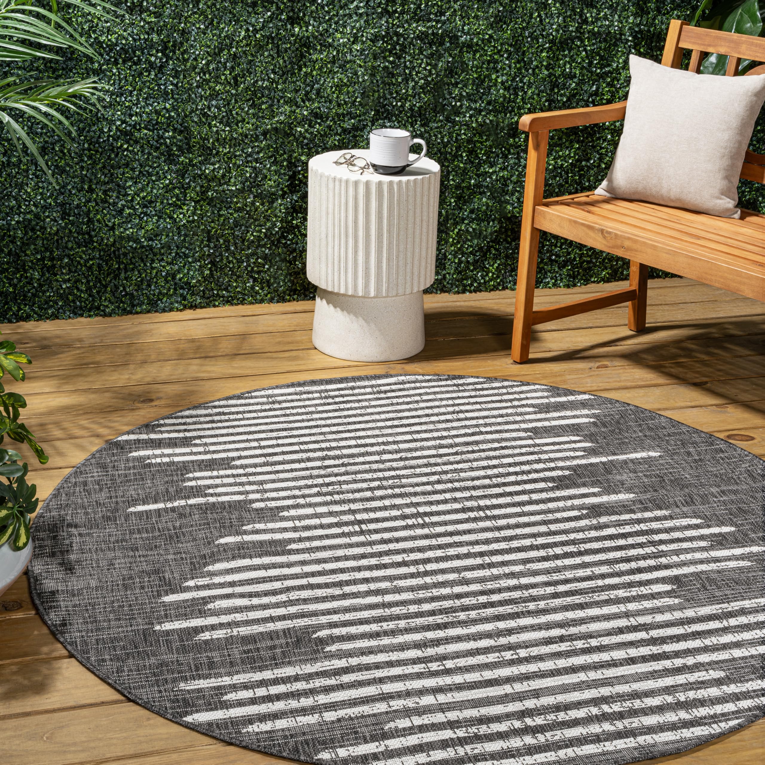 Jonathan Y Smb124E-5R Zolak Berber Stripe Geometric Black/Ivory 5' Round Indoor/Outdoor Area Rug, Pet Friendly, Non-Shedding, St