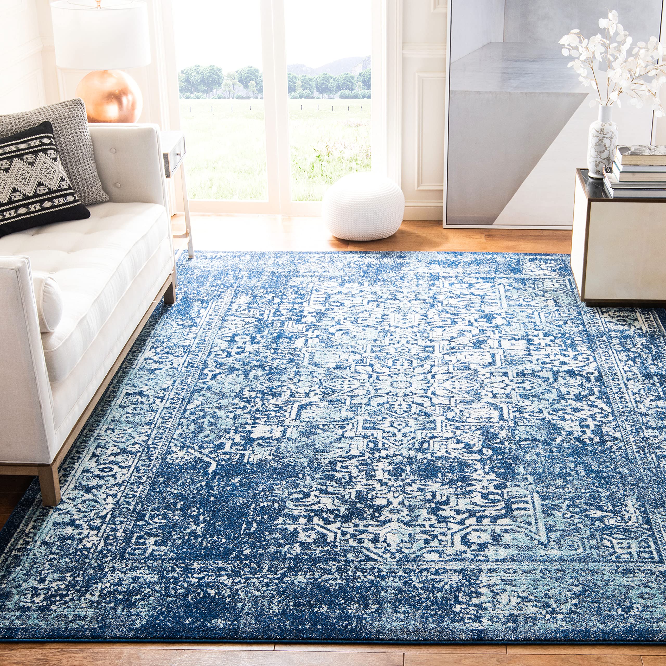 SAFAVIEH Evoke Collection 12 x 18 Navy/Ivory EVK256A Oriental Distressed Non-Shedding Living Room Bedroom Dining Home Office A