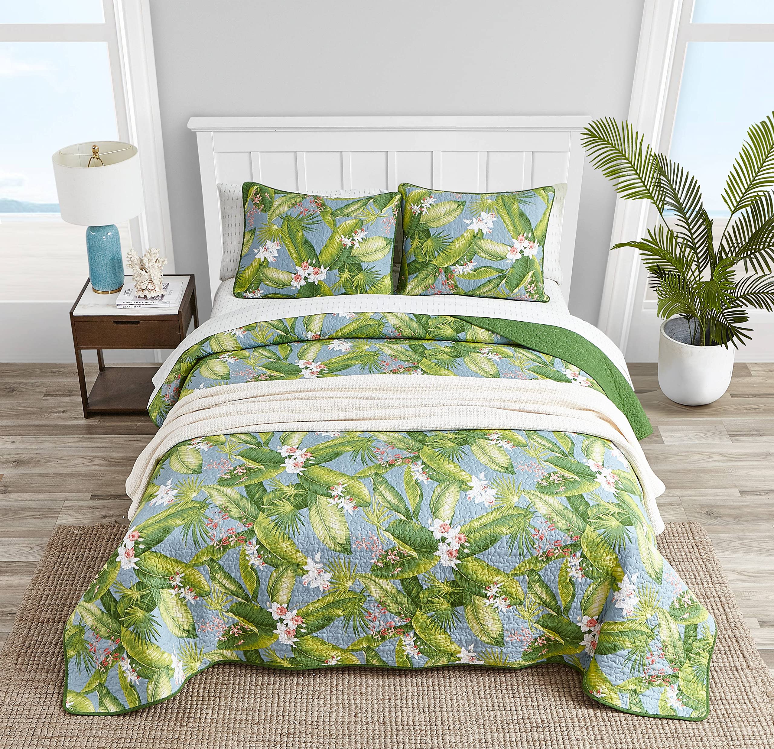 Tommy Bahama - Twin Quilt Set, Reversible Cotton Bedding with Matching Shams, Coastal Bedding Set for All Seasons (Aregada Dock 