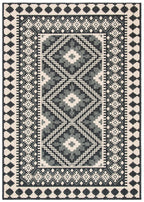 Safavieh Veranda Collection Accent Rug - 4' X 5'7', Ivory & Grey, Boho Design, Non-Shedding & Easy Care, Indoor/Outdoor & Washa