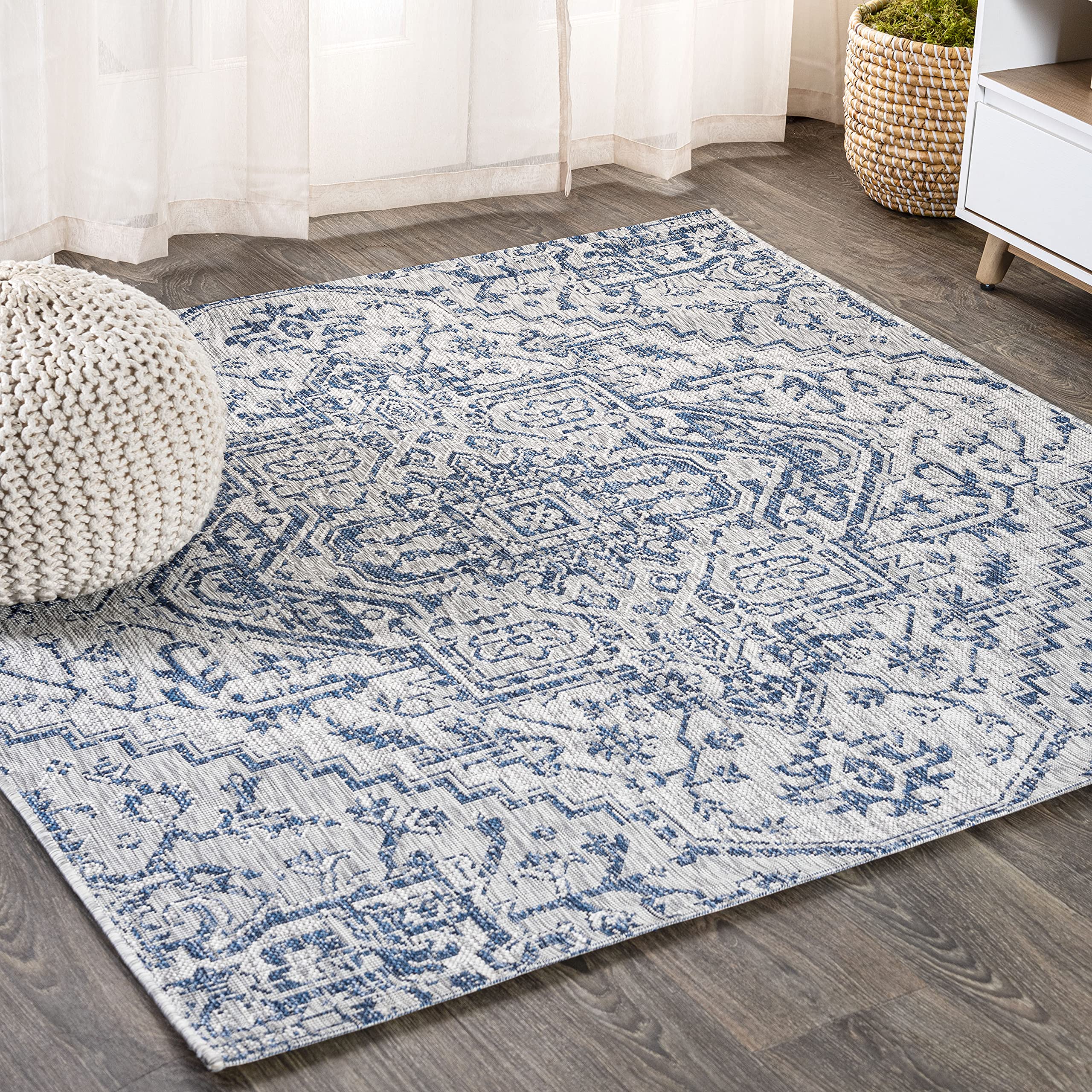 Jonathan Y Smb105B-4Sq Estrella Bohemian Medallion Textured Weave Indoor/Outdoor Area Rug, Coastal, Traditional, Vintage For Bed