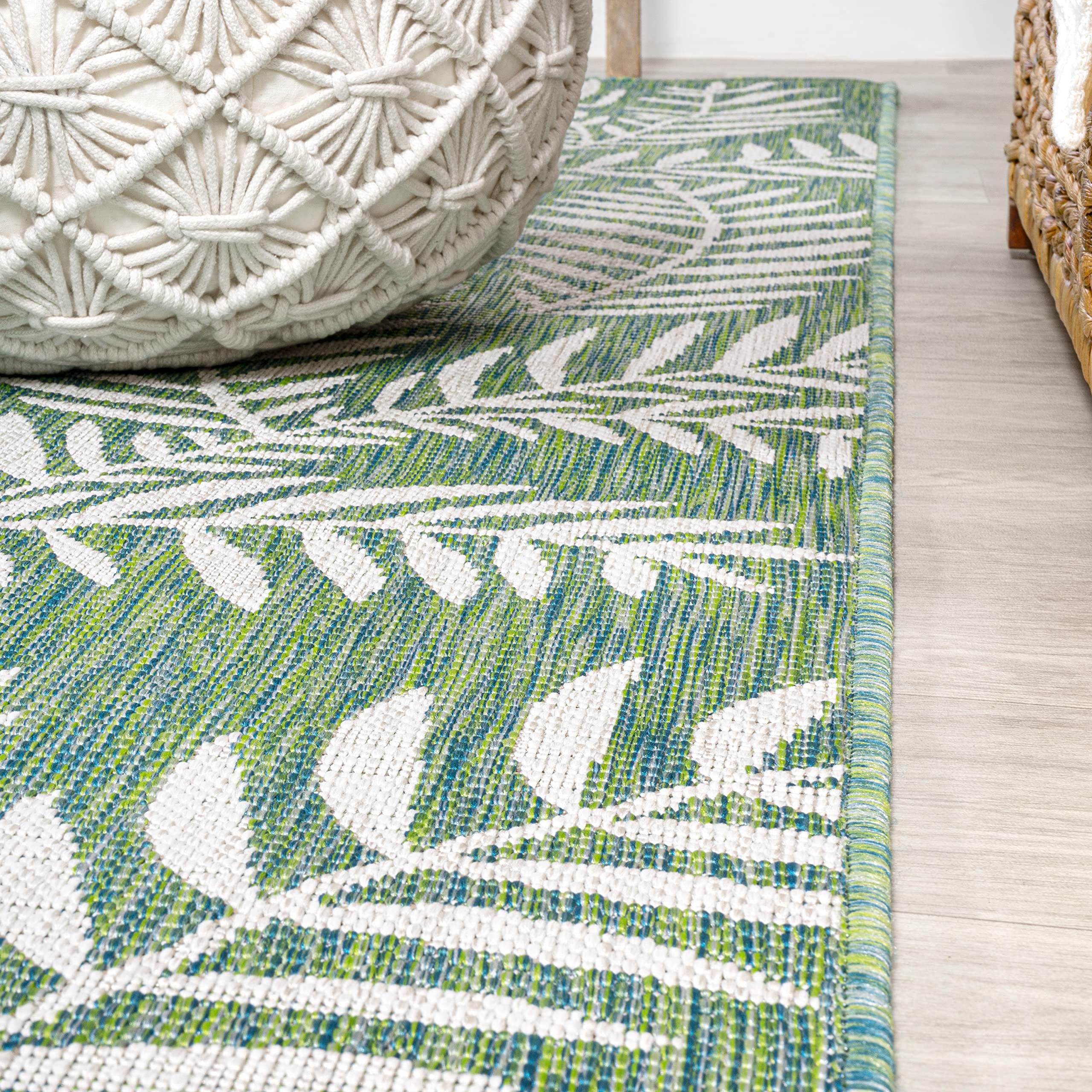 Jonathan Y Smb119G-5R Nevis Palm Frond Indoor Outdoor Area Rug, Coastal, Casual, Country Easy Cleaning,Bedroom,Kitchen,Backyard,Patio,Non Shedding, Cream/Green, 5' Round