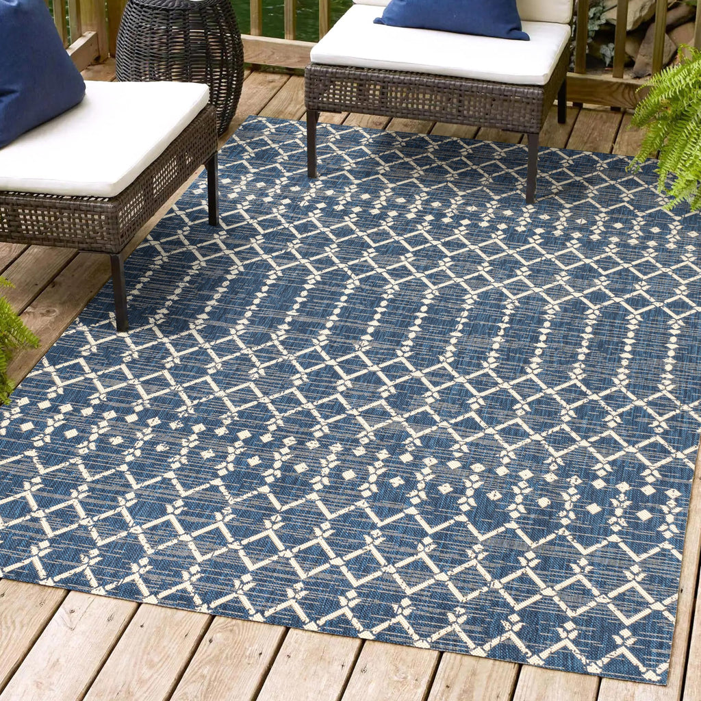 Jonathan Y Smb108K-4 Ourika Moroccan Geometric Textured Weave Indoor Outdoor Area-Rug, Bohemian Coastal Traditional Easy-Cleaning,Bedroom,Kitchen,Backyard,Patio,Non Shedding, 4 X 6, Navy/Beige