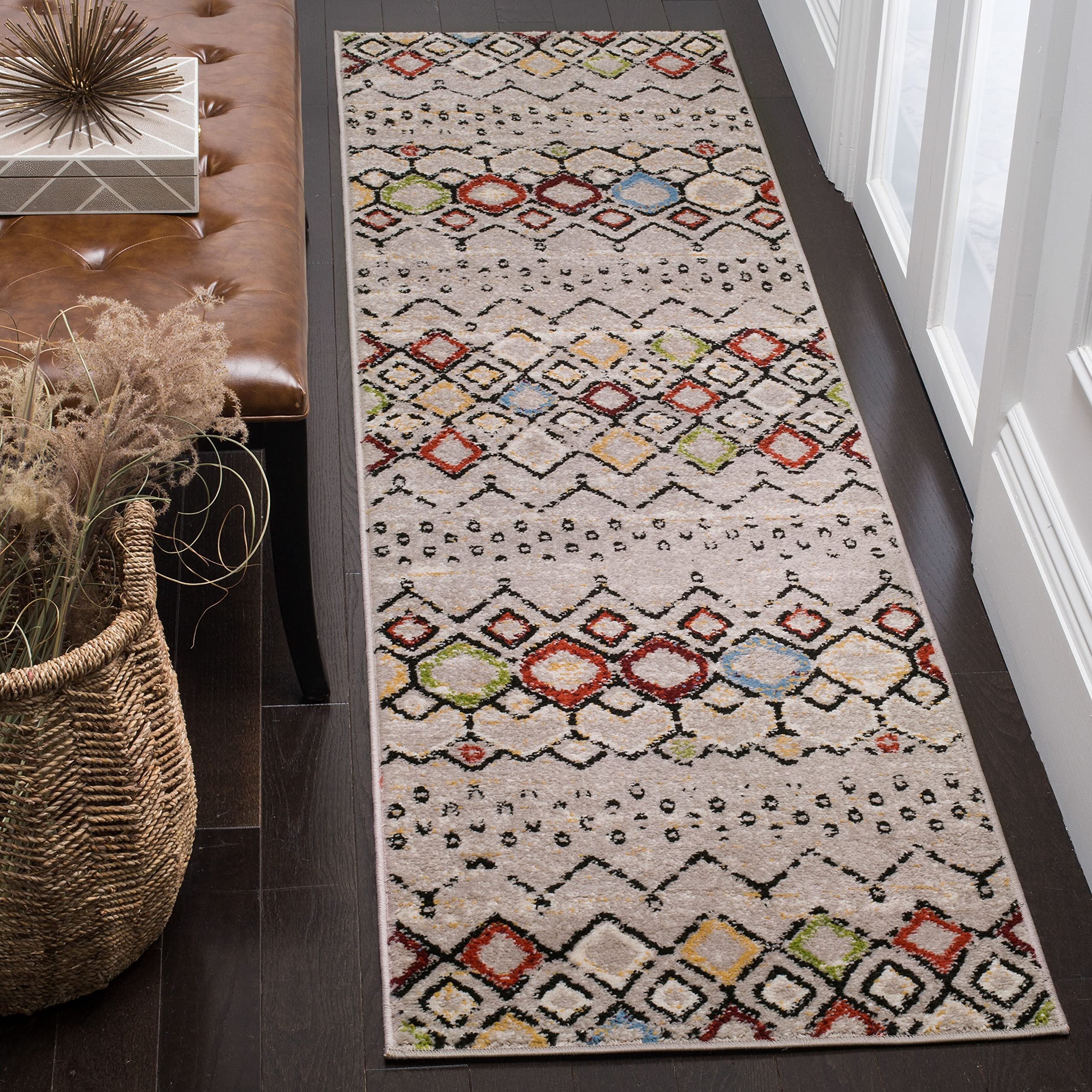 SAFAVIEH Amsterdam Collection Runner Rug - 2'3'' x 6', Light Grey & Multi, Moroccan Boho Design, Non-Shedding & Easy Care, Ideal