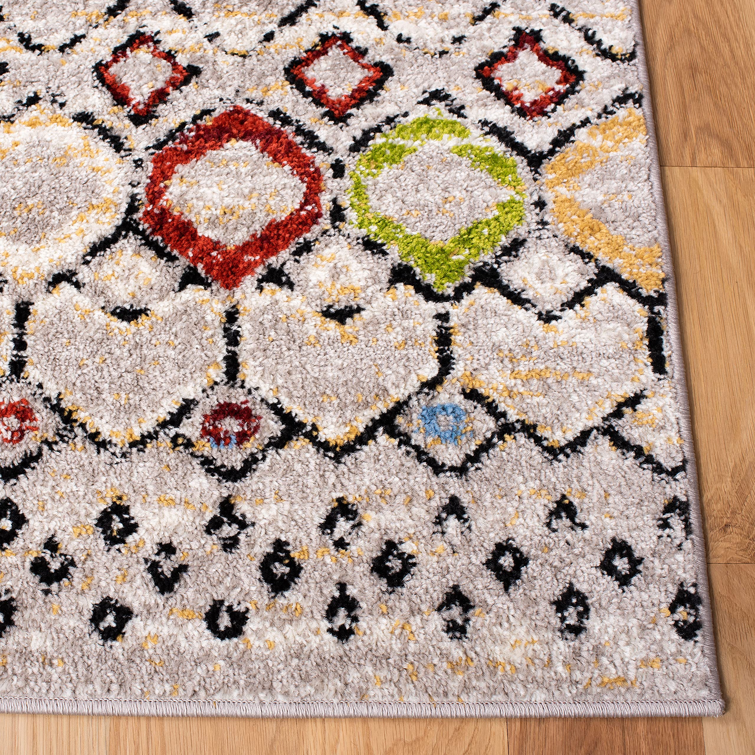 Safavieh Amsterdam Collection Accent Rug - 2'3'' X 4', Light Grey & Multi, Moroccan Boho Design, Non-Shedding & Easy Care, Ideal