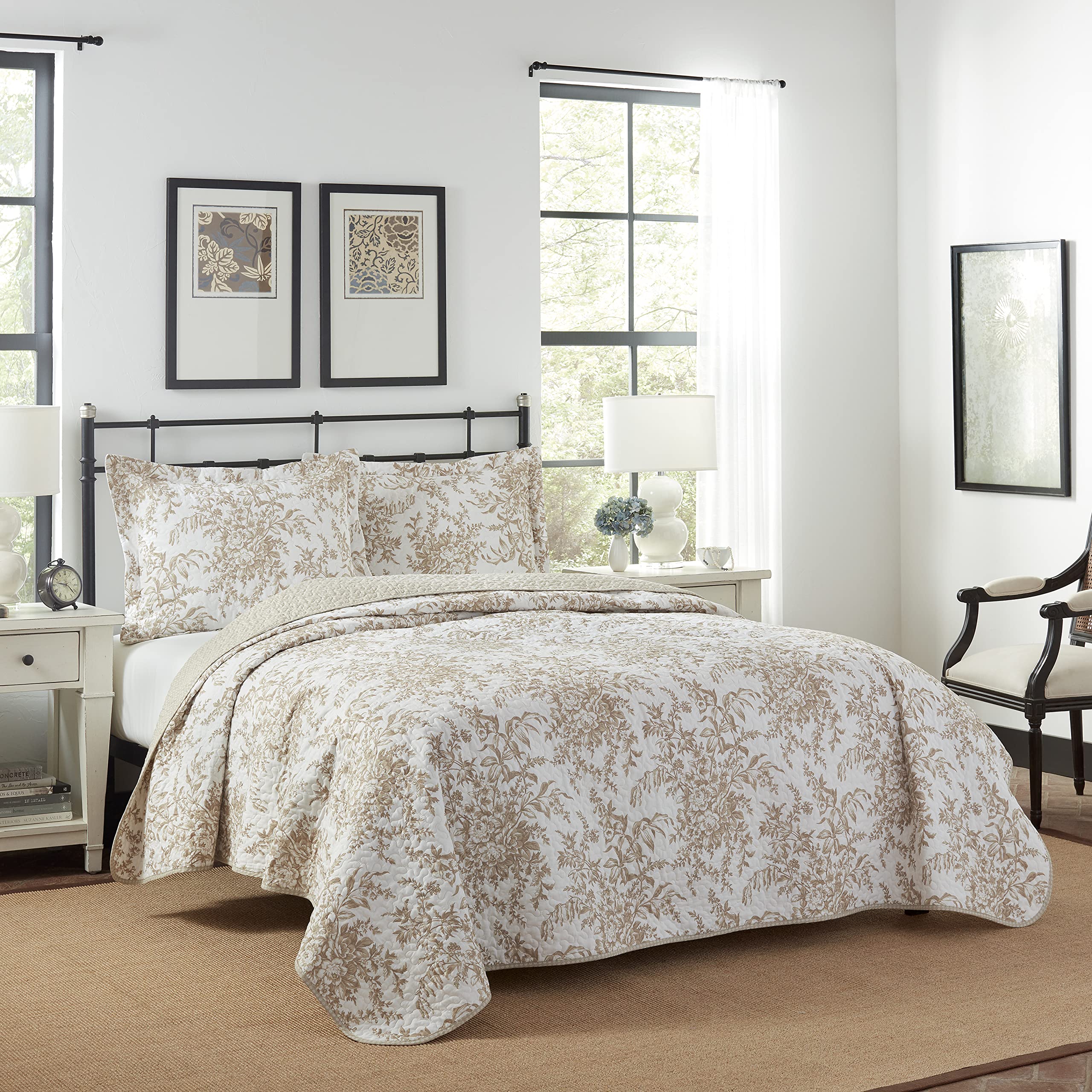Laura Ashley - Queen Quilt Set, Reversible Cotton Bedding With Matching Shams, Home Decor For All Seasons (Bedford Mocha, Queen)