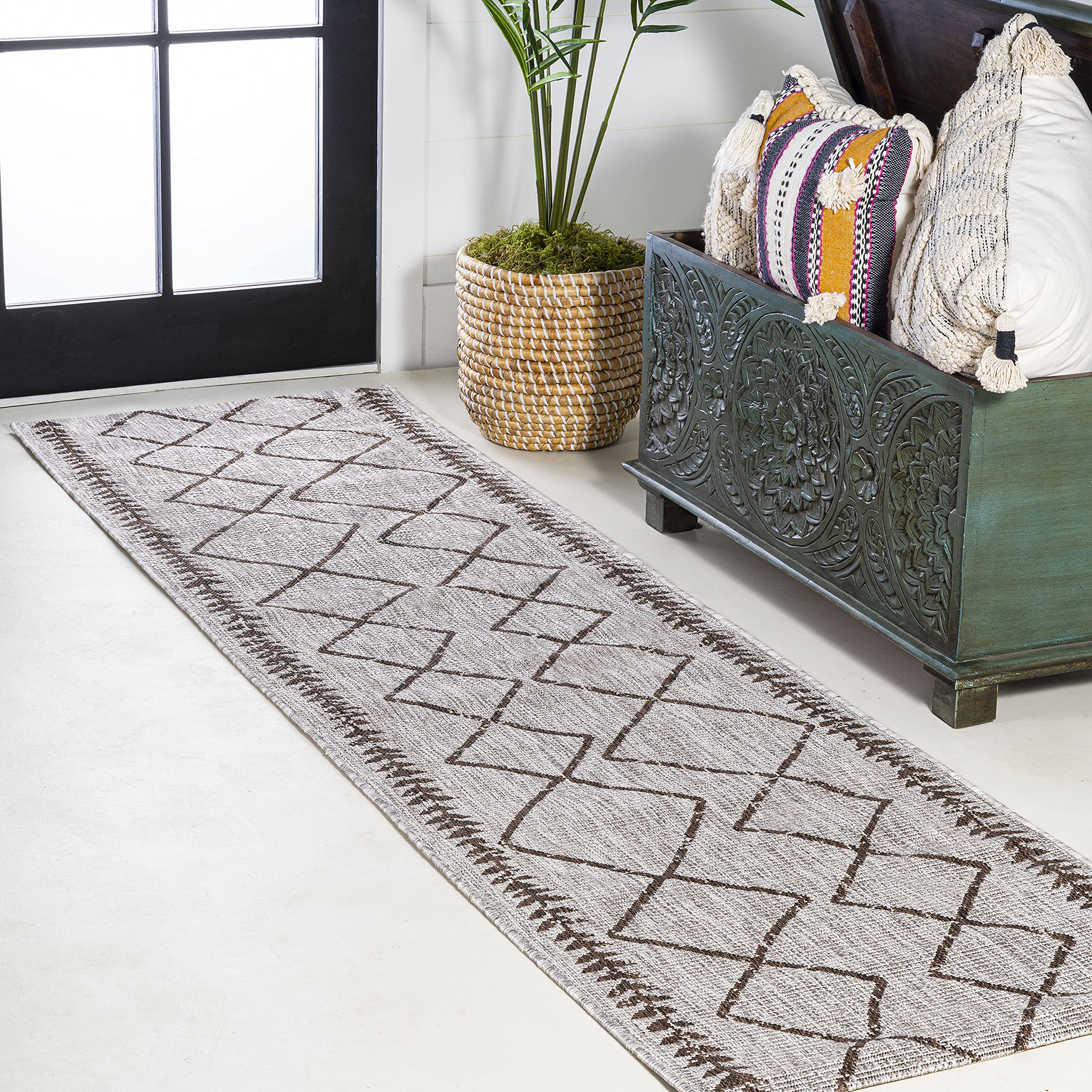 Jonathan Y Smb129A-28 Derya Tribal Diamond Trellis Indoor/Outdoor 2 Ft. X 8 Ft Runner Rug, Contemporary, Modern, Bohemian, Trans