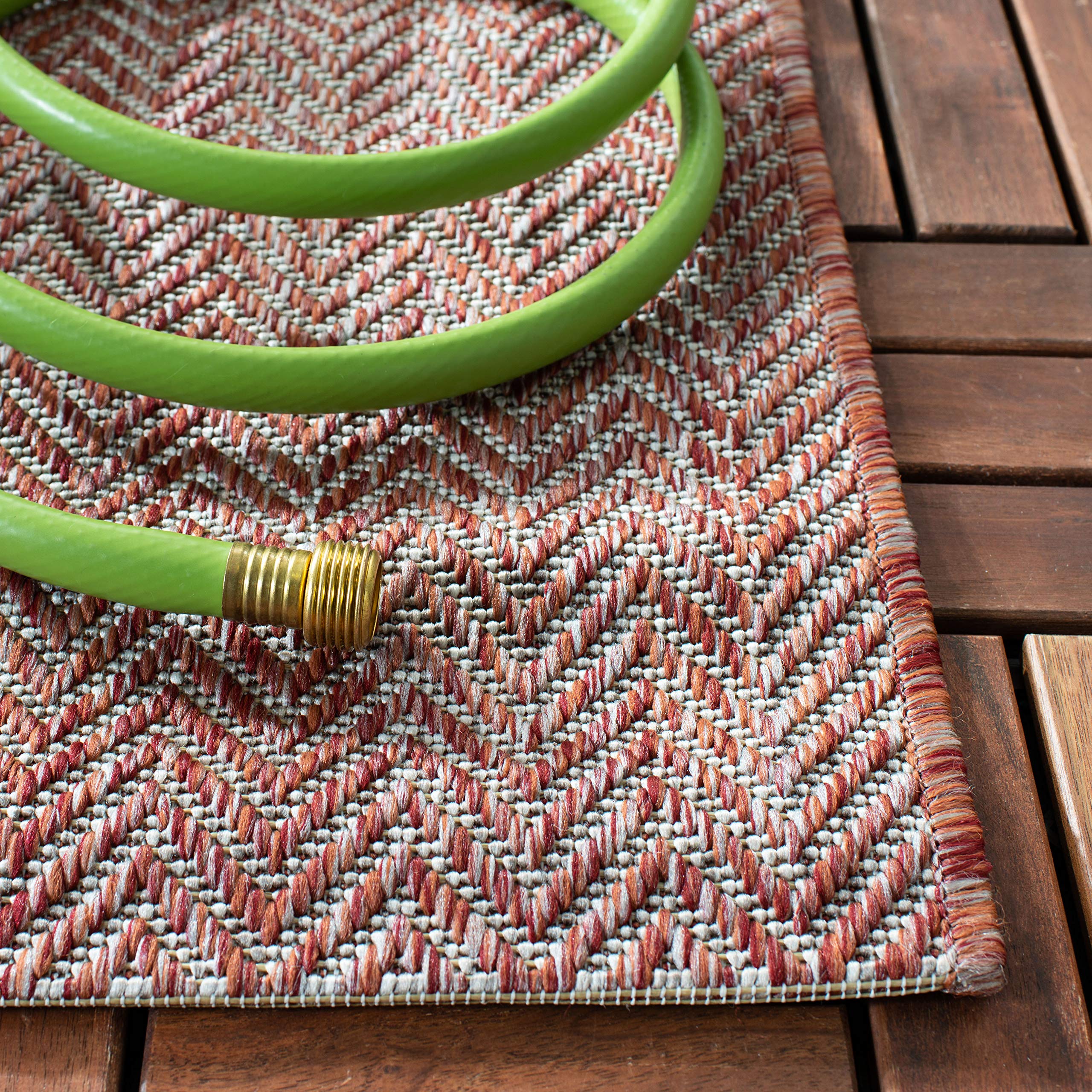 Safavieh Courtyard Collection Area Rug - 8' X 10', Red & Beige, Non-Shedding & Easy Care, Indoor/Outdoor & Washable-Ideal For Pa