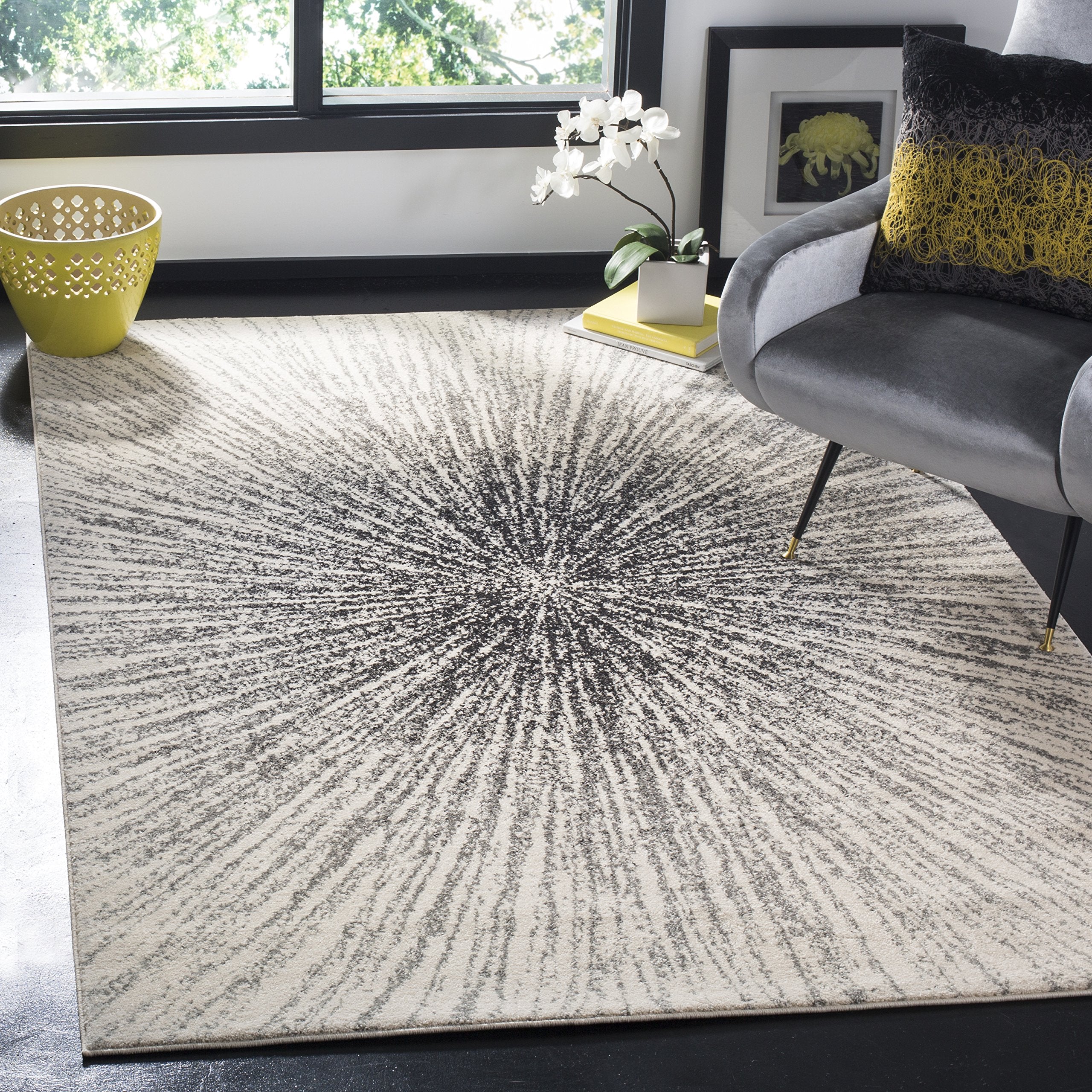 SAFAVIEH Evoke Collection 51 x 76 Black/Ivory EVK228K Abstract Burst Non-Shedding Living Room Bedroom Area Rug