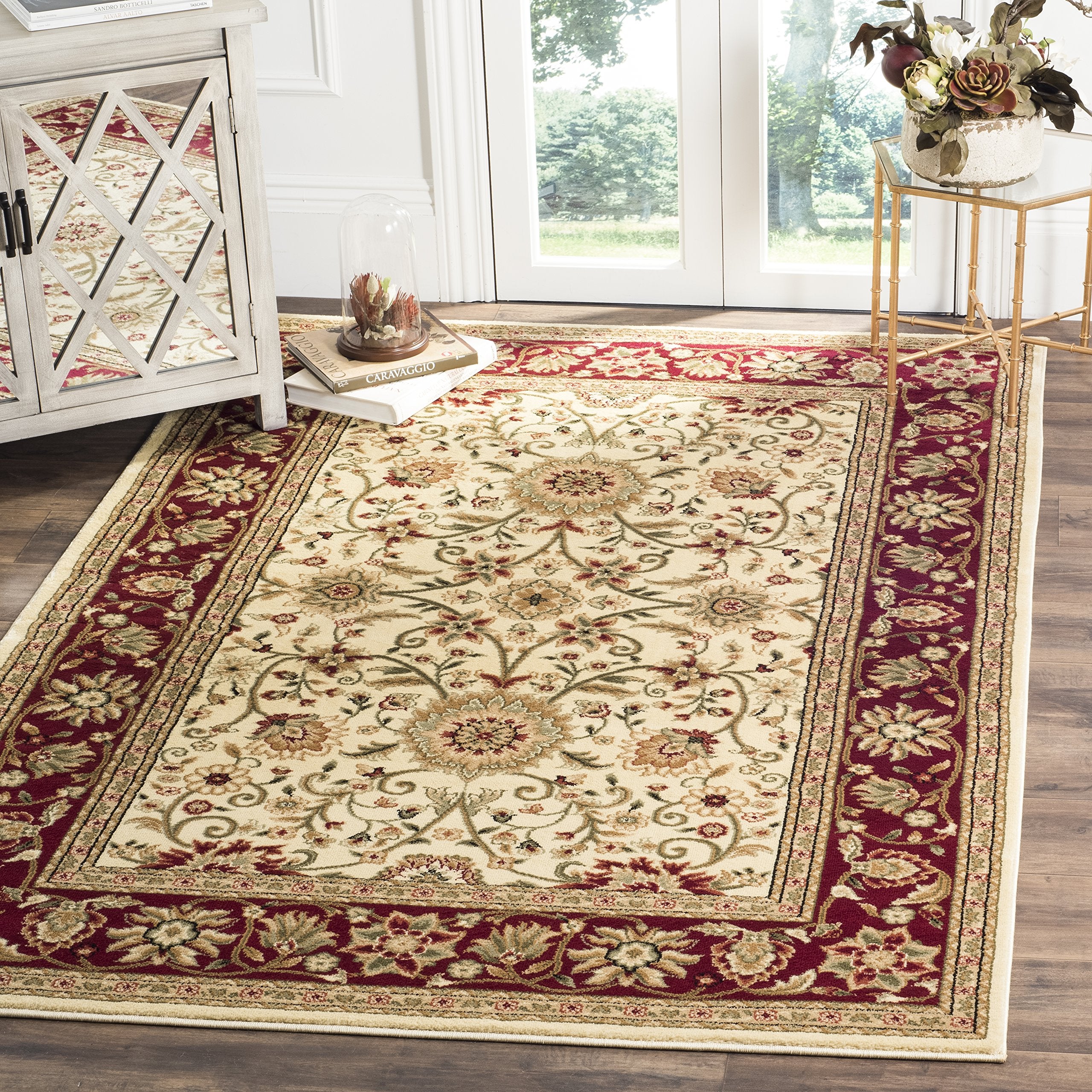 SAFAVIEH Lyndhurst Collection 33 Square Ivory/Red LNH212K Traditional Oriental Non-Shedding Living Room Bedroom Accent Rug