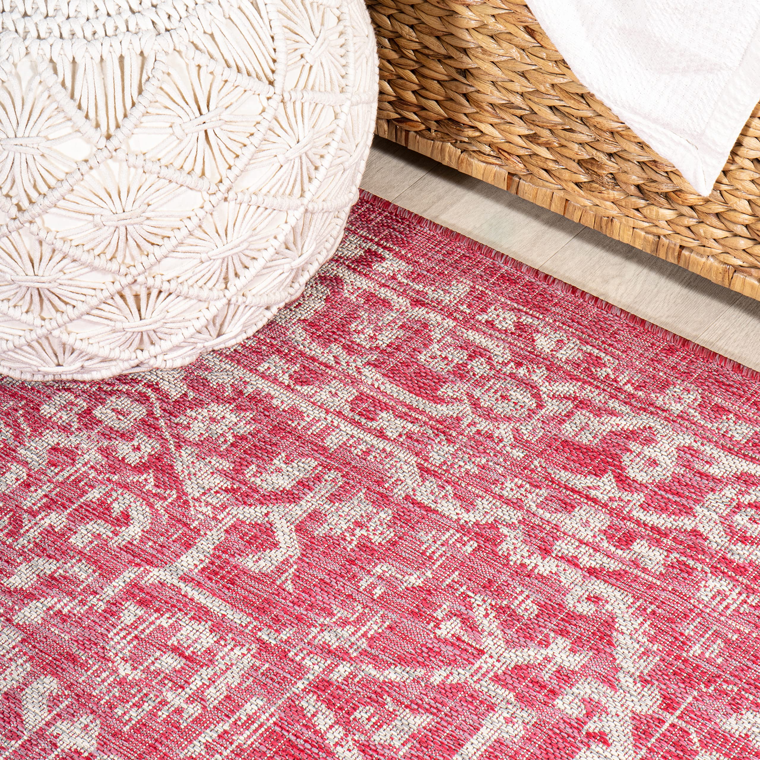 Jonathan Y Smb104E-28 Malta Bohemian Medallion Textured Weave Indoor Outdoor Area Rug, Coastal,Traditional,Transitional Easy Clean,Bedroom,Kitchen,Backyard,Patio, Non-Shed, Fuchsia/Light Gray, 2 X 8
