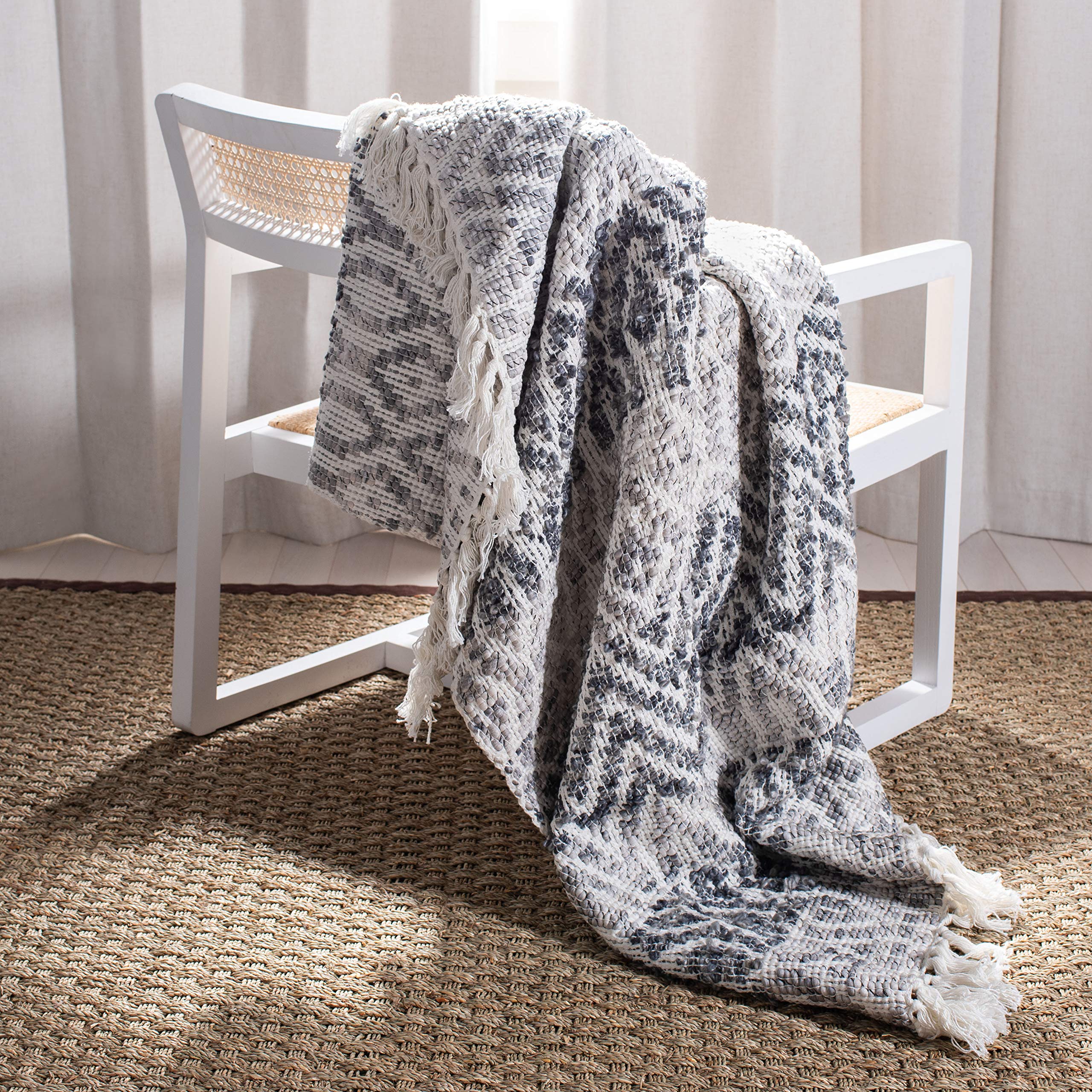Safavieh Santi Fringe Throw Blanket, 50'X60', Grey/White