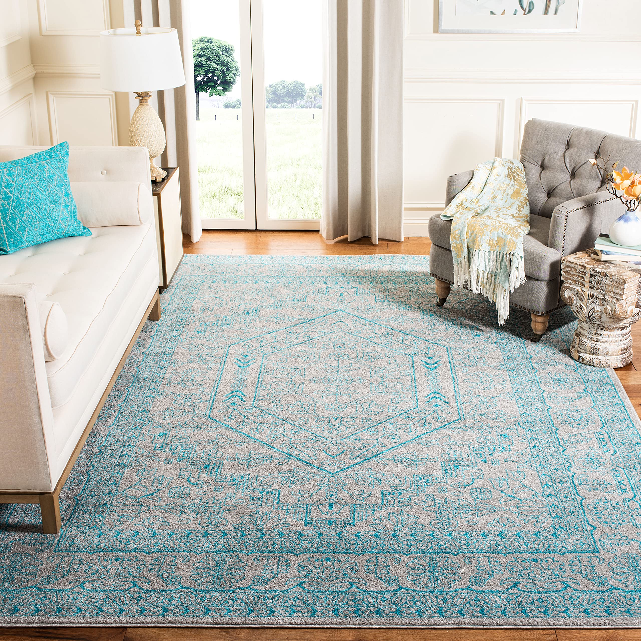 SAFAVIEH Adirondack Collection Area Rug - 8 x 10, Light Grey & Teal, Oriental Medallion Design, Non-Shedding & Easy Care, Idea