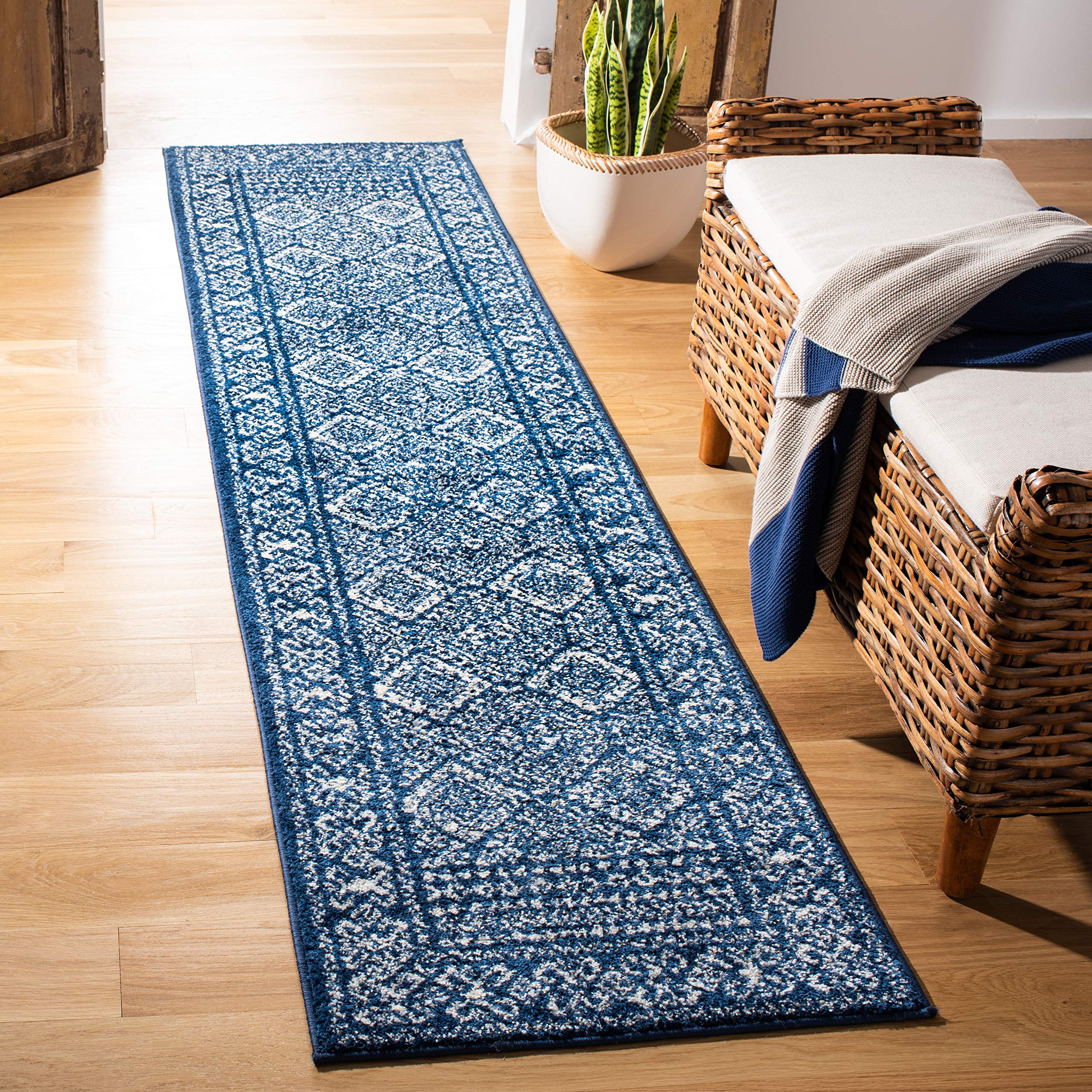 SAFAVIEH Tulum Collection Navy/Ivory TUL264N Moroccan Boho Distressed Non-Shedding Living Room Bedroom Runner Rug, 20 x 110