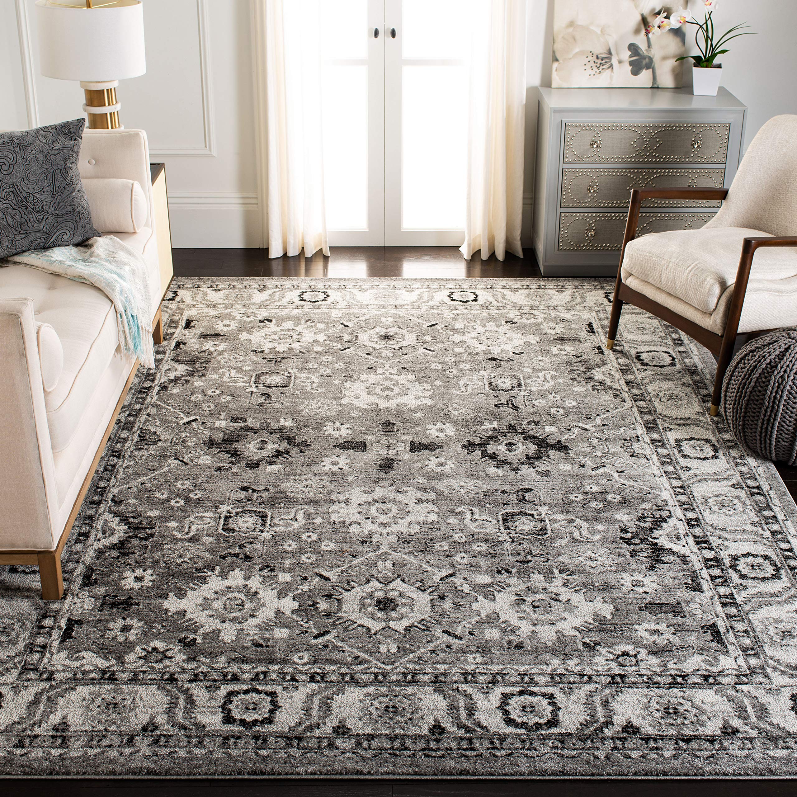 SAFAVIEH Vintage Hamadan Collection Area Rug - 9 x 12, Grey & Black, Oriental Traditional Persian Design, Non-Shedding & Easy 
