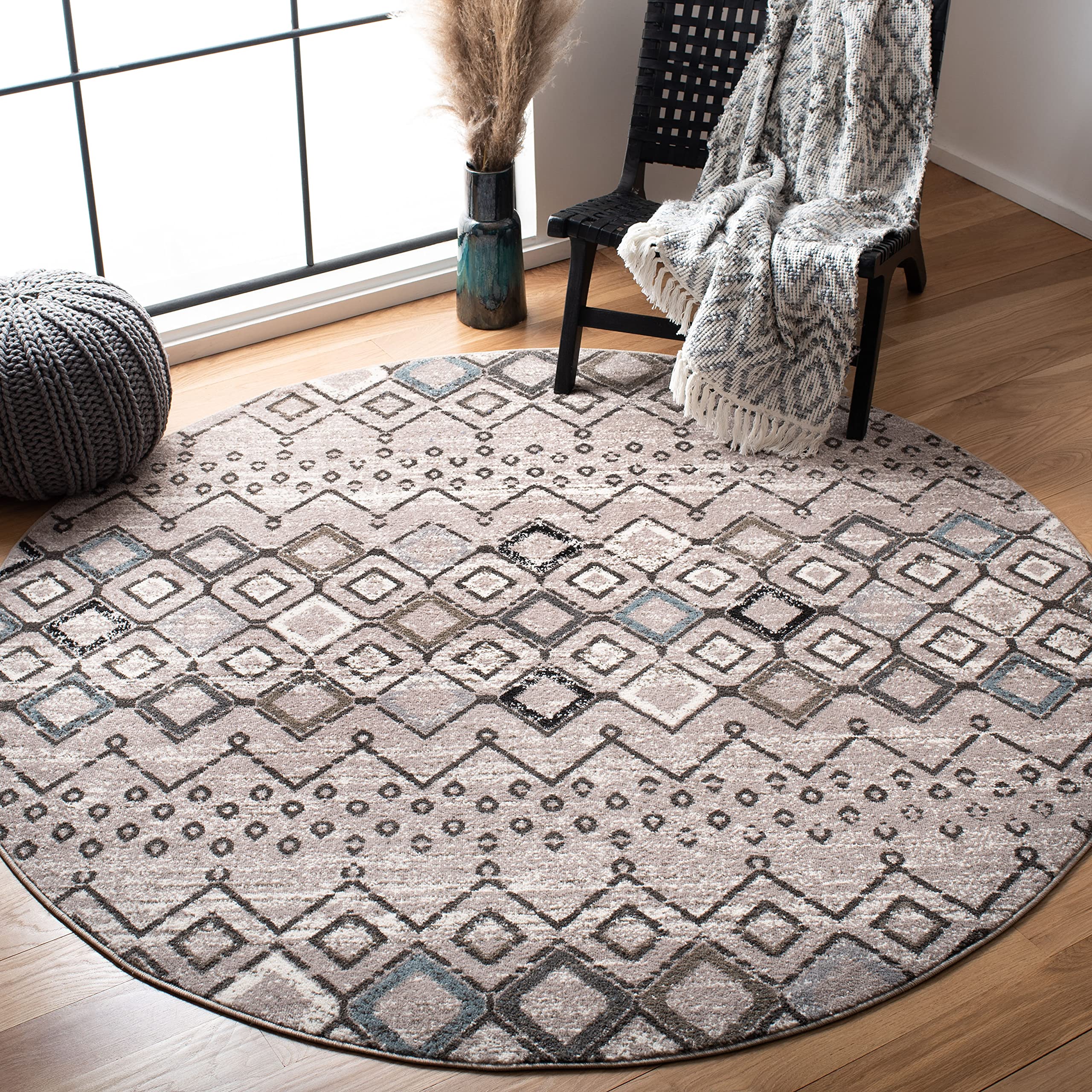 SAFAVIEH Amsterdam Collection Area Rug - 9 Round, Light Grey & Brown, Moroccan Boho Design, Non-Shedding & Easy Care, Ideal for
