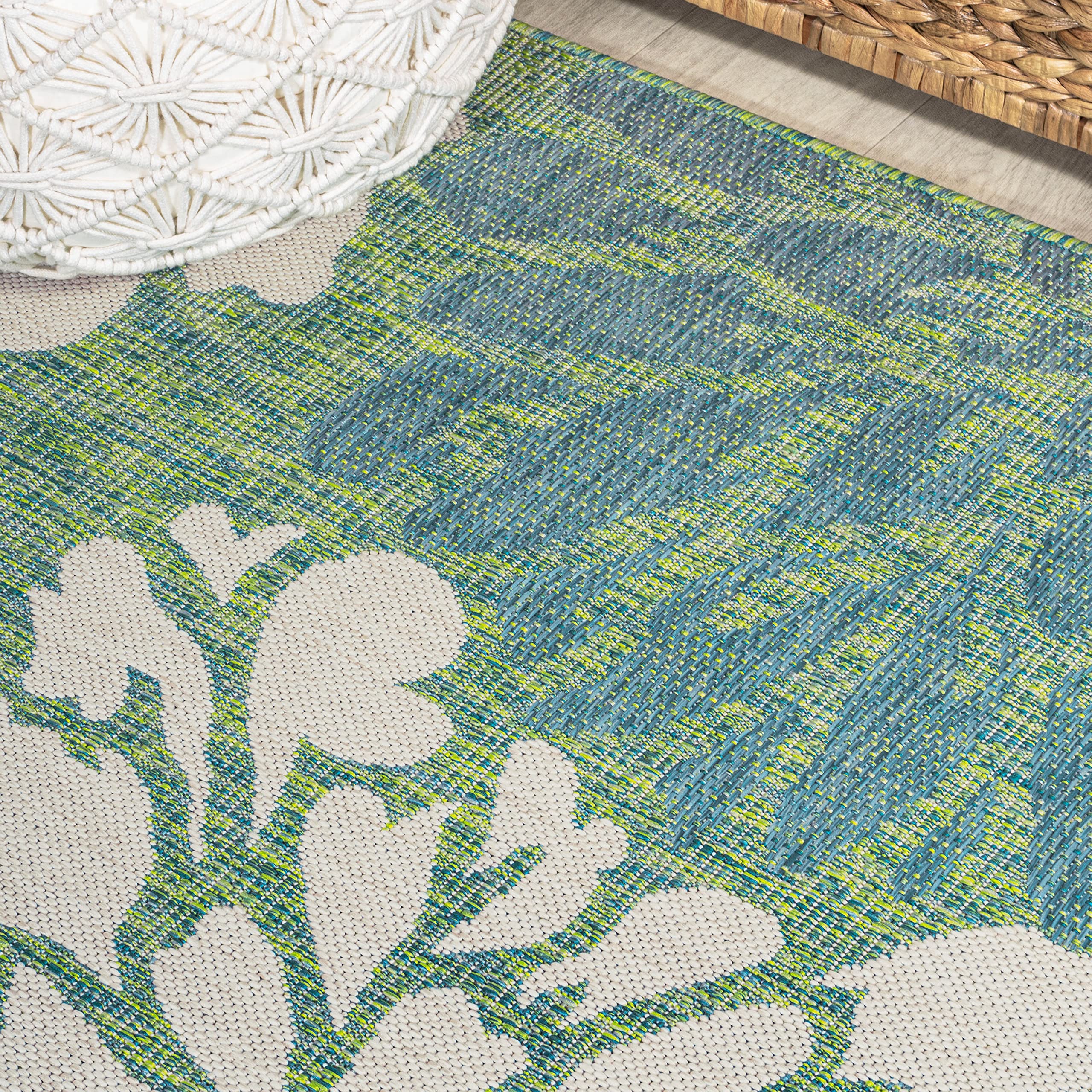 Jonathan Y Smb110D-5R Zinnia Modern Floral Textured Weave Indoor Outdoor Area Rug, Country Coastal Contemporary Easy Cleaning,Bedroom,Kitchen,Backyard,Patio,Non Shedding, Cream/Green, 5' Round