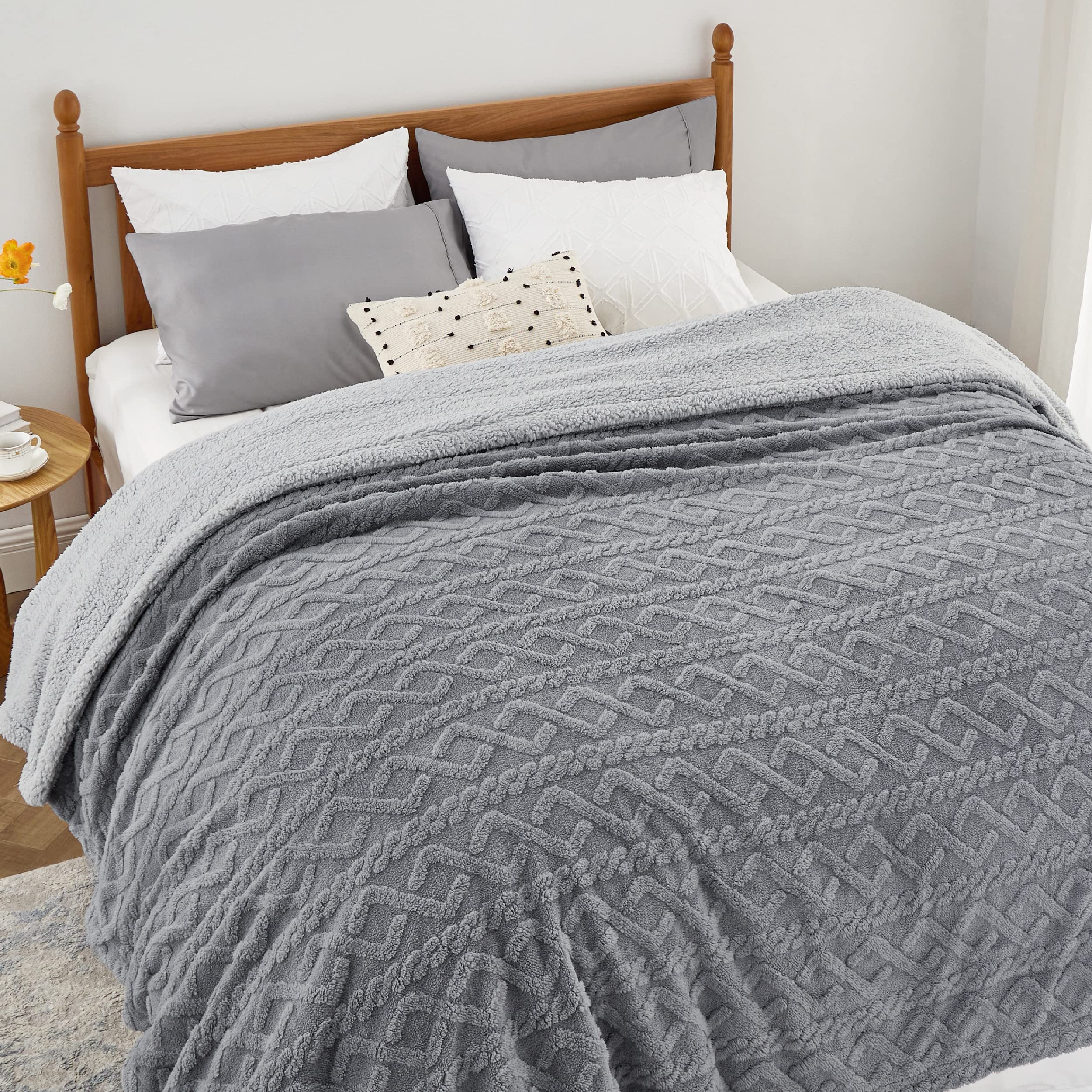 Bedsure Sherpa King Size Blanket For Bed- Fuzzy Soft Cozy Blanket King Size, Fleece Thick Warm Blanket For Winter, Grey, 108X90