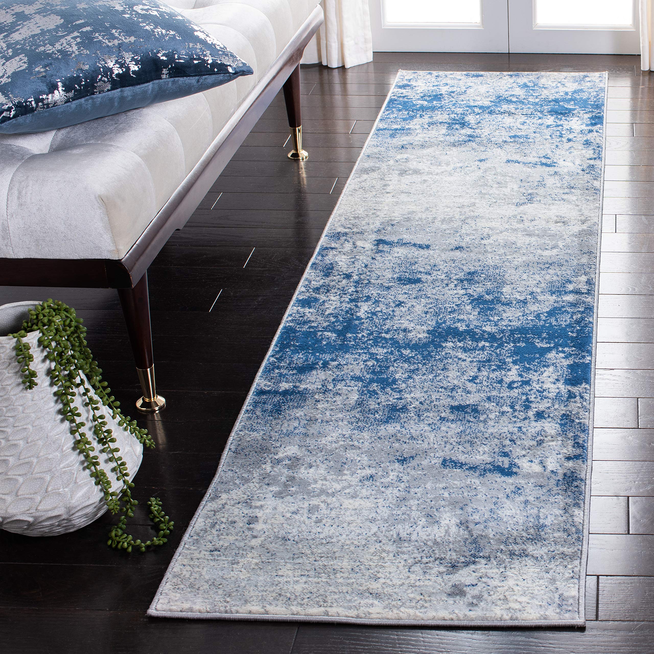 SAFAVIEH Brentwood Collection 2 x 8 Grey / Navy BNT822G Modern Abstract Non-Shedding Living Room Entryway Foyer Hallway Bedroo