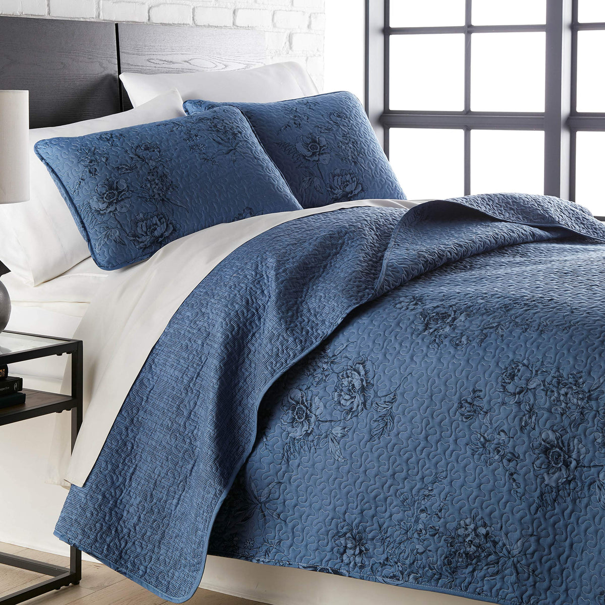 Southshore Fine Living, Inc. Harmony Blue Quilt Set, 3-Piece, Full/Queen, Microfiber, 100 Thread Count, Machine Wash