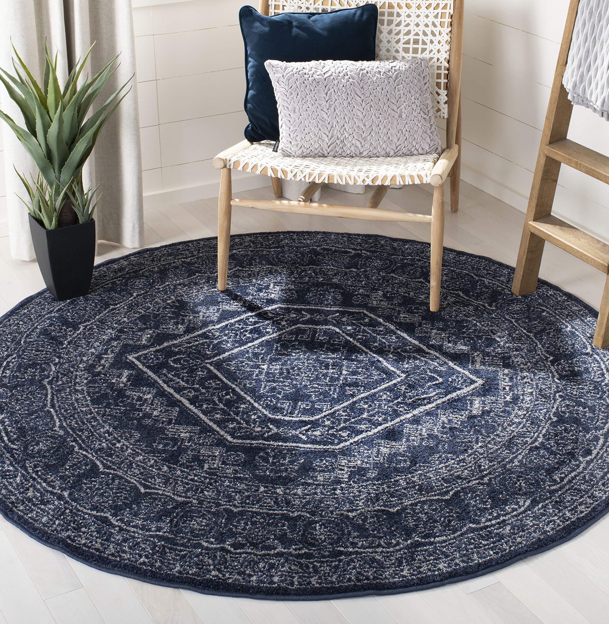 SAFAVIEH Adirondack Collection 4 Round Navy/Ivory ADR108N Oriental Medallion Non-Shedding Dining Room Entryway Foyer Living Roo