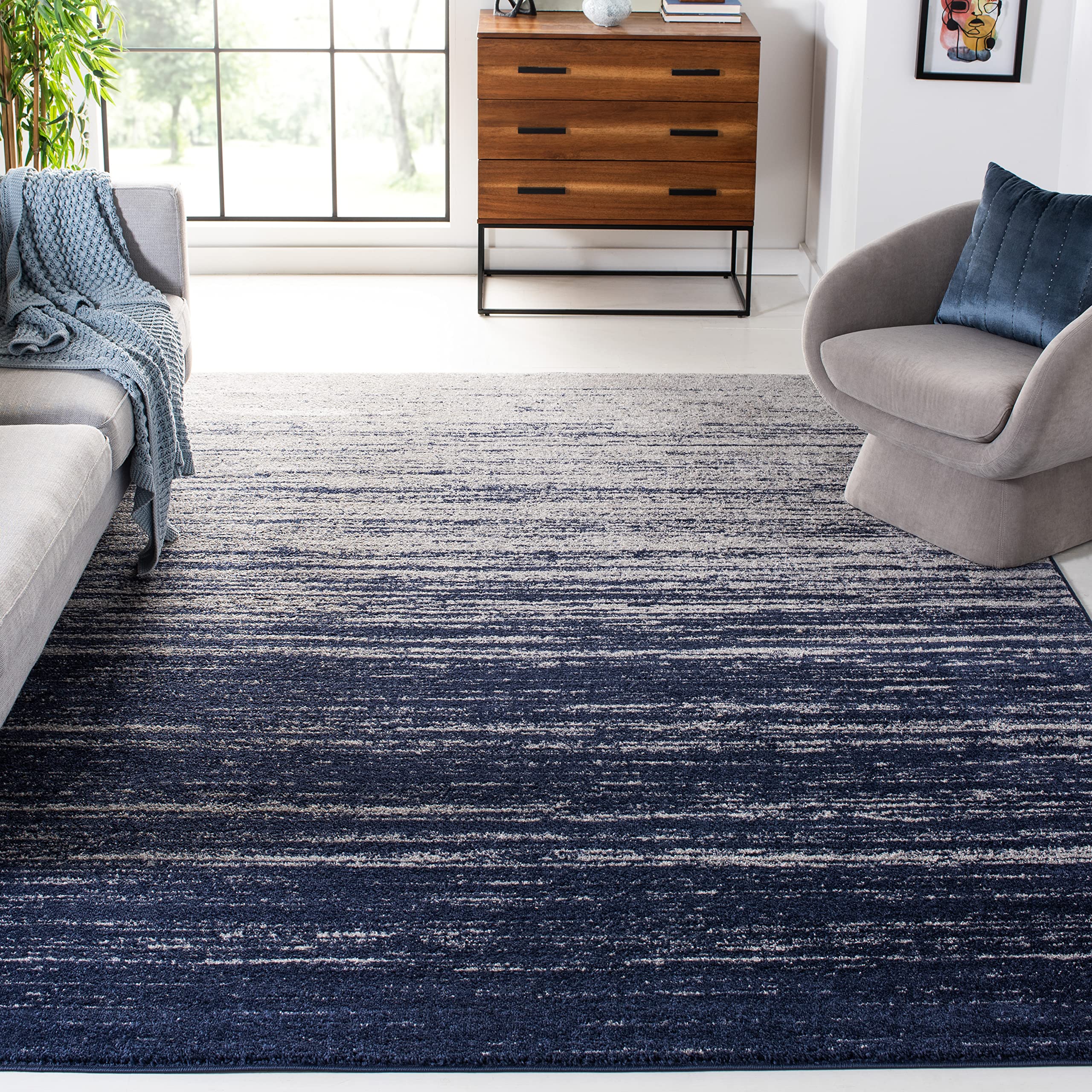 SAFAVIEH Adirondack Collection X-Large Area Rug - 11 x 15, Navy & Grey, Modern Ombre Design, Non-Shedding & Easy Care, Ideal f
