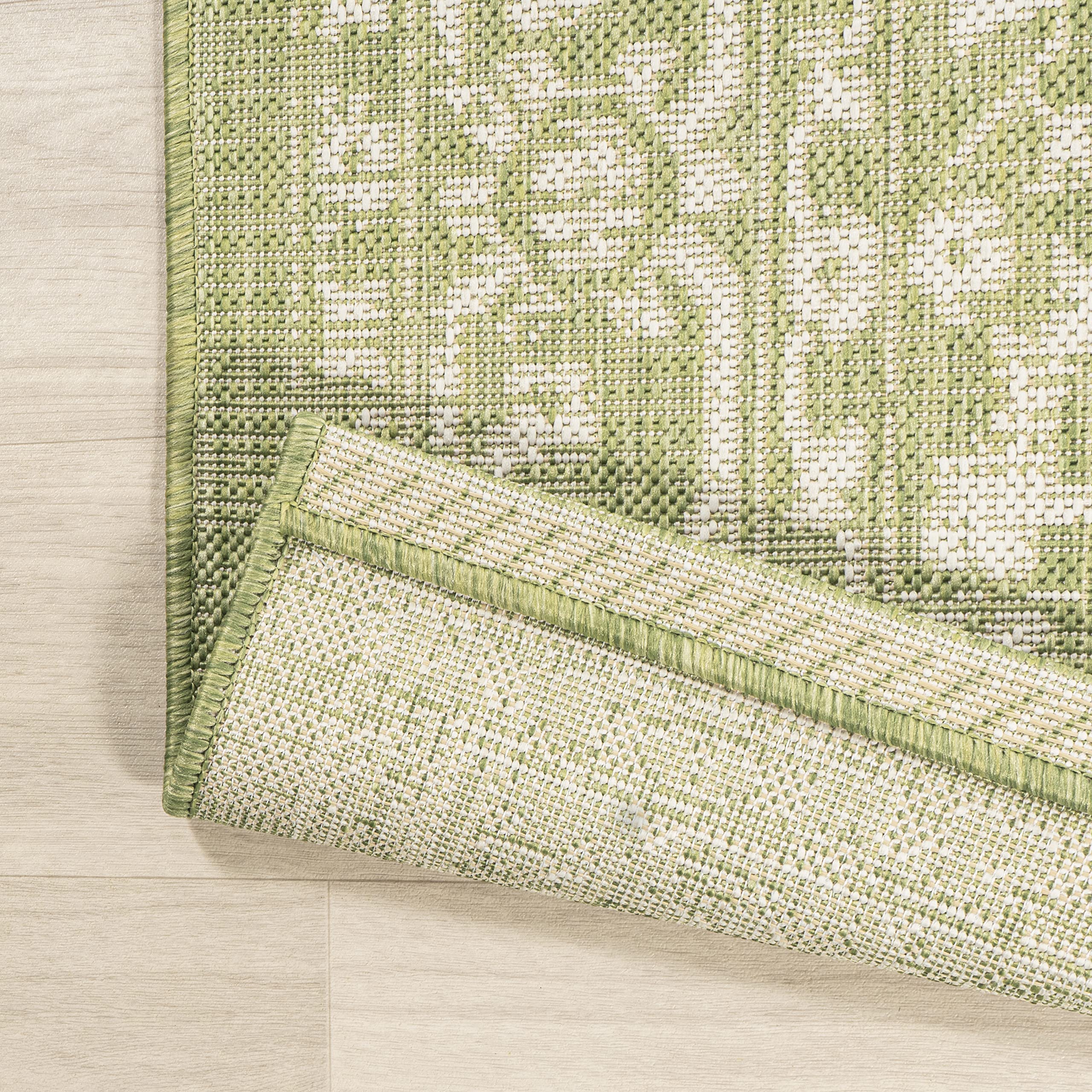 Jonathan Y Smb104D-3 Malta Bohemian Medallion Textured Weave Indoor Outdoor Area-Rug, Coastal, Traditional, Transitional Easy-Cleaning,Bedroom,Kitchen,Backyard,Patio,Non Shedding, Green/Cream, 3 X 5