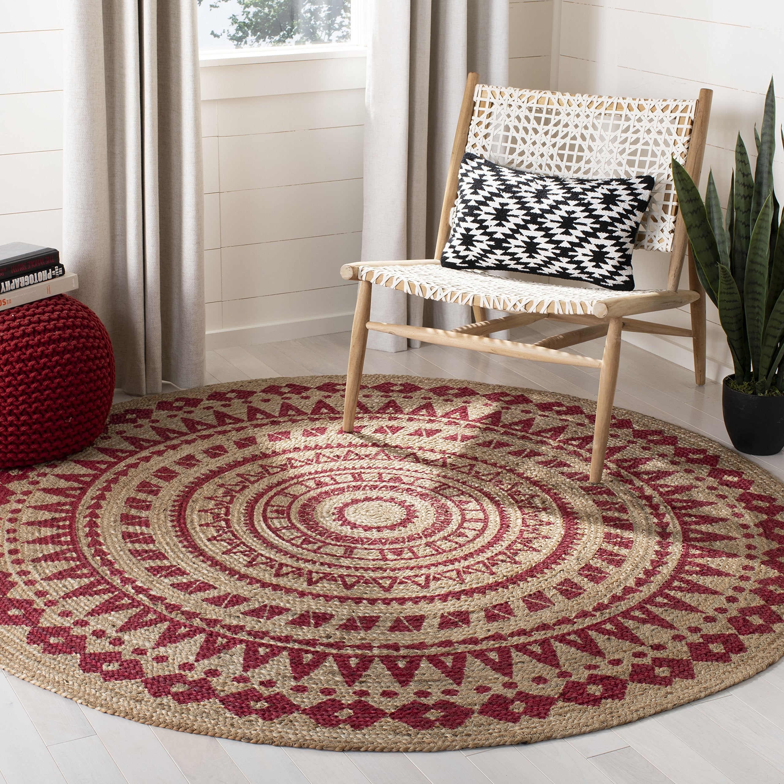 SAFAVIEH Natural Fiber Collection Area Rug - 4 Round, Fuchsia & Natural, Handmade Boho Mandala Braided Jute, Ideal for High Tra