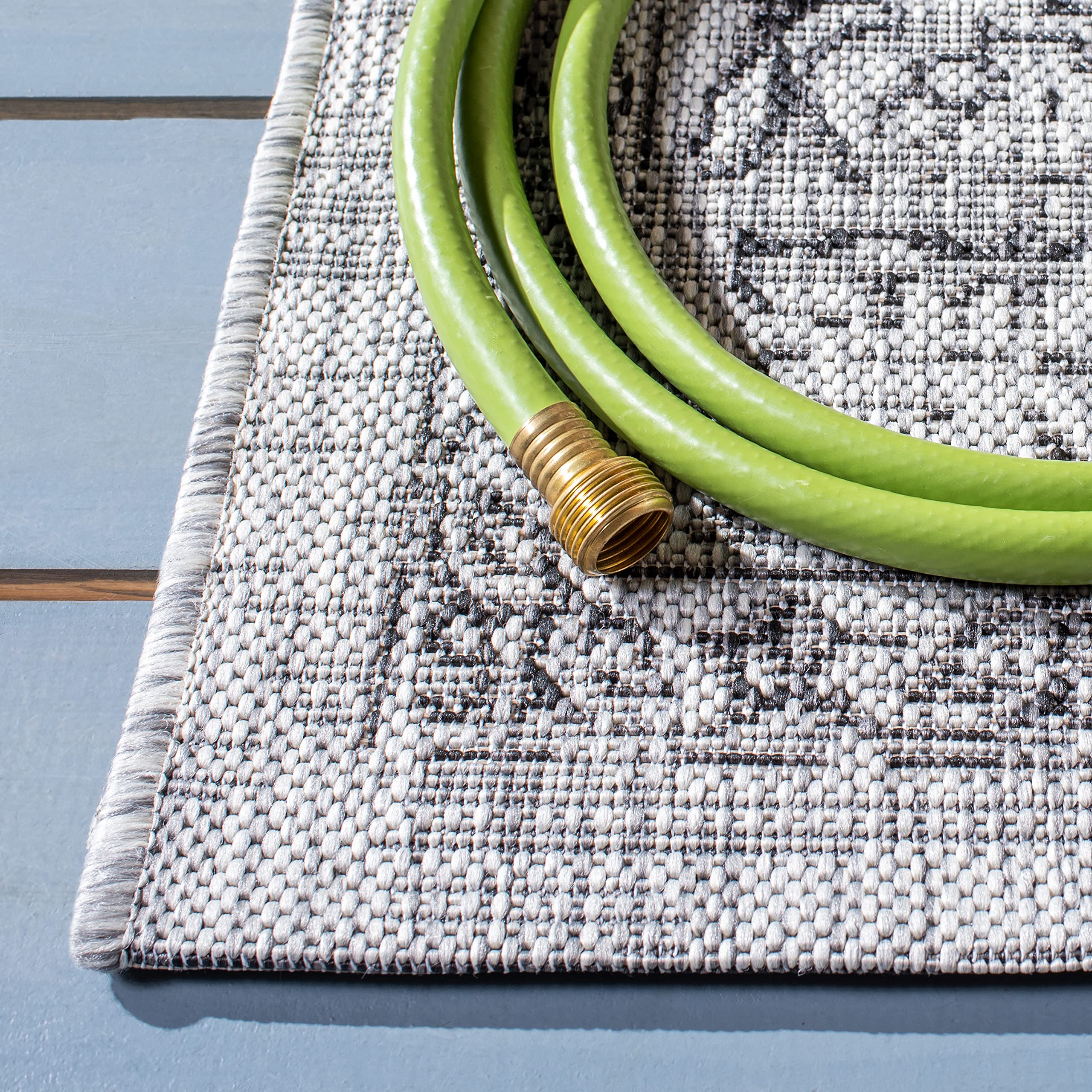 Safavieh Courtyard Collection 5'3' X 7'7' Grey/Black Cy8680 Indoor/ Outdoor Patio Backyard Mudroom Area Rug