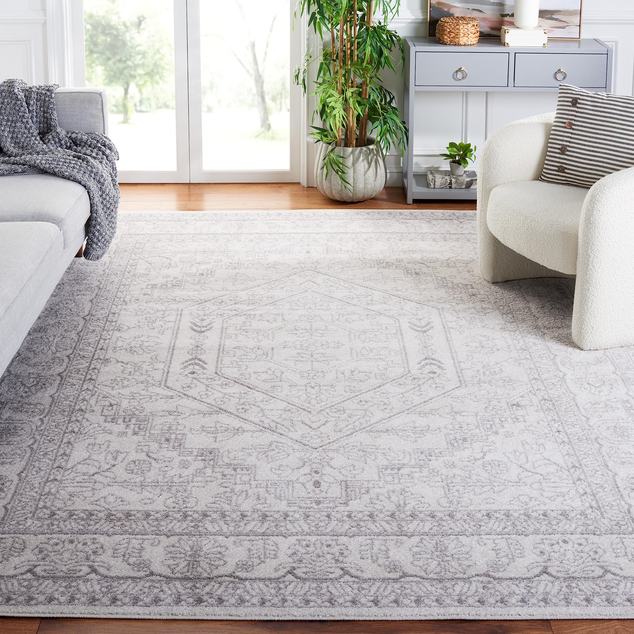 SAFAVIEH Adirondack Collection X-Large Area Rug - 12 x 18, Ivory & Silver, Oriental Medallion Design, Non-Shedding & Easy Care