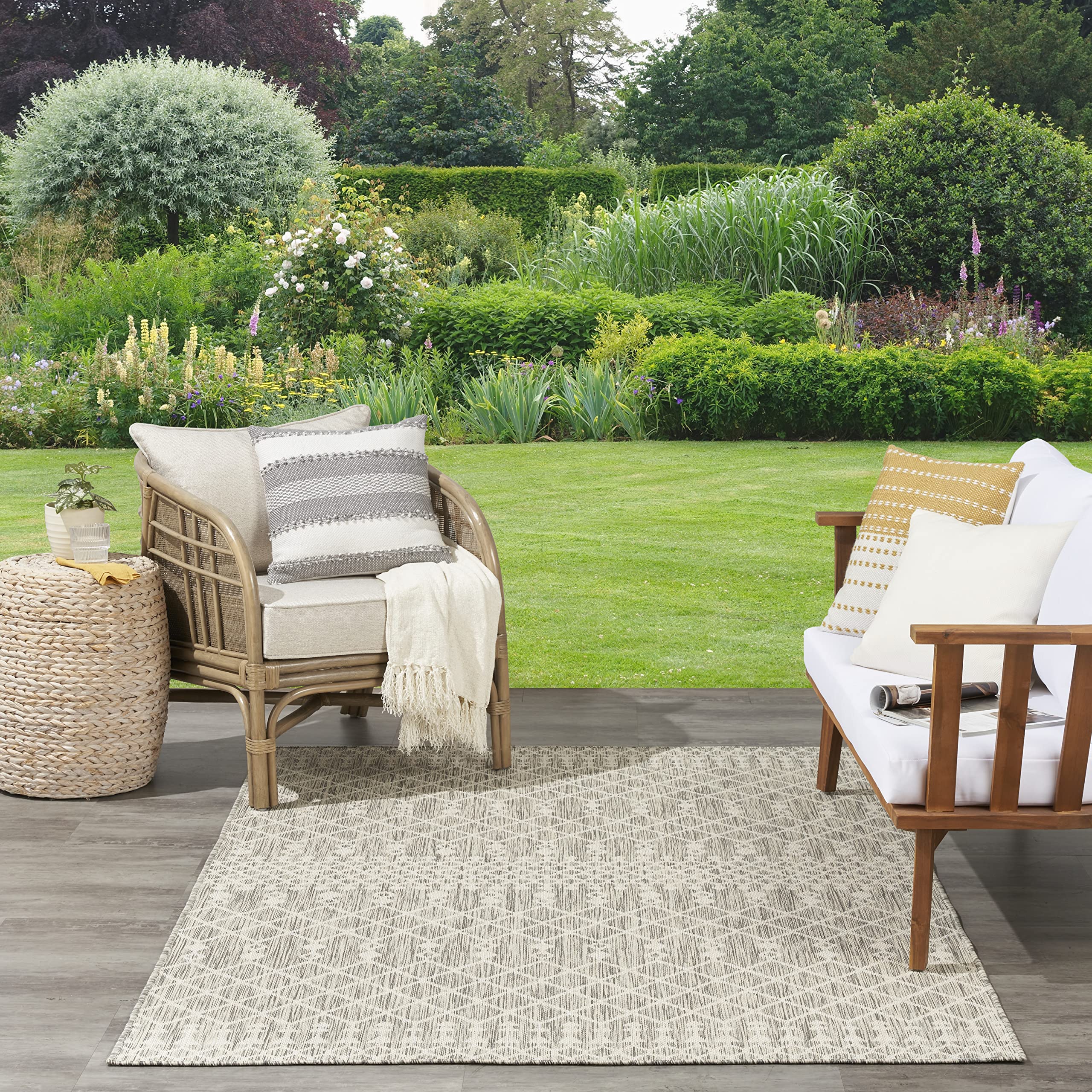 Nourison Positano Indoor/Outdoor Light Grey 8' X 10' Area Rug, Easy Cleaning, Non Shedding, Bed Room, Living Room, Dining Room, Backyard, Deck, Patio (8X10)