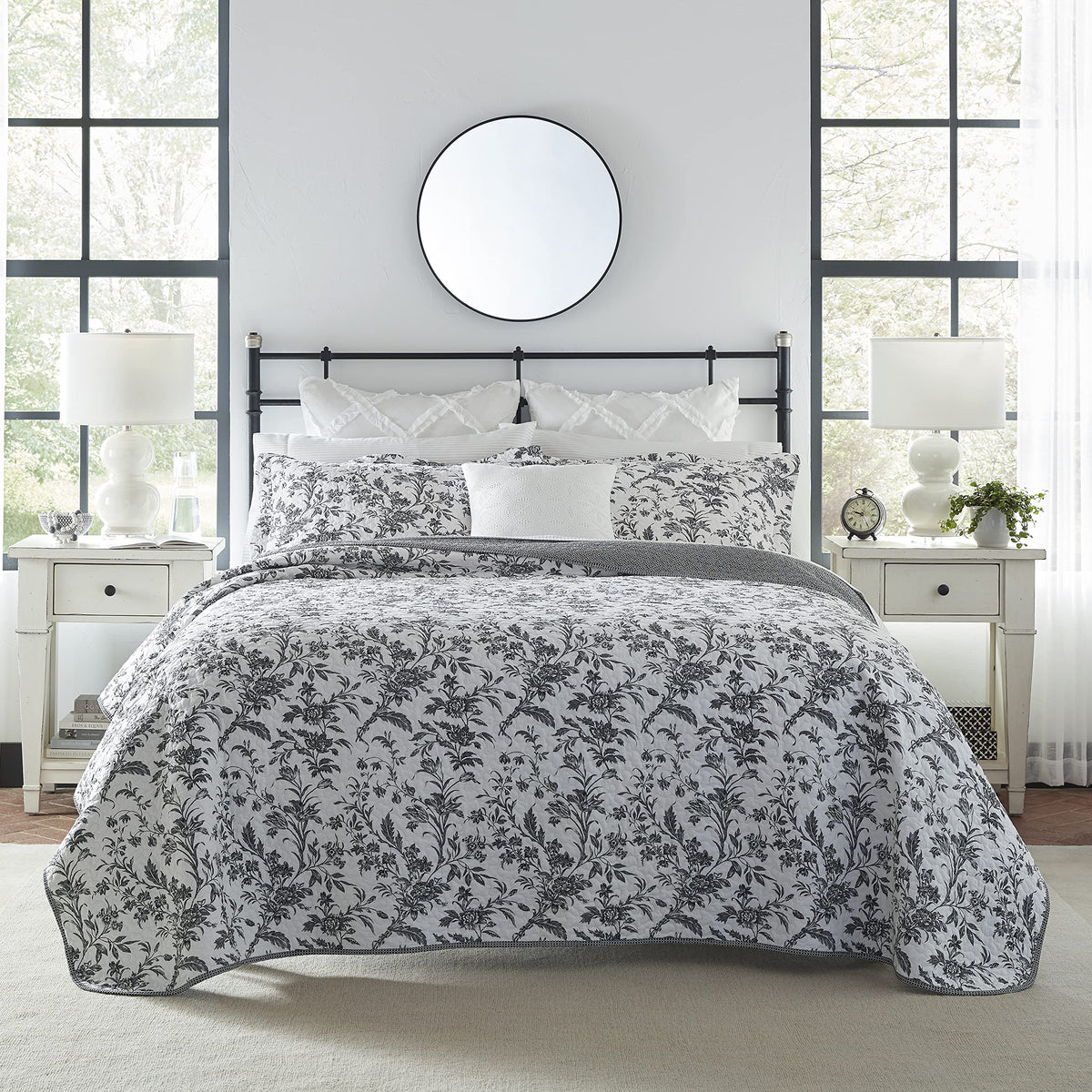 Laura Ashley Quilts Cotton Reversible Bedding With Matching Shams, Floral Home Decor For All Seasons, King, Amberley Black/White