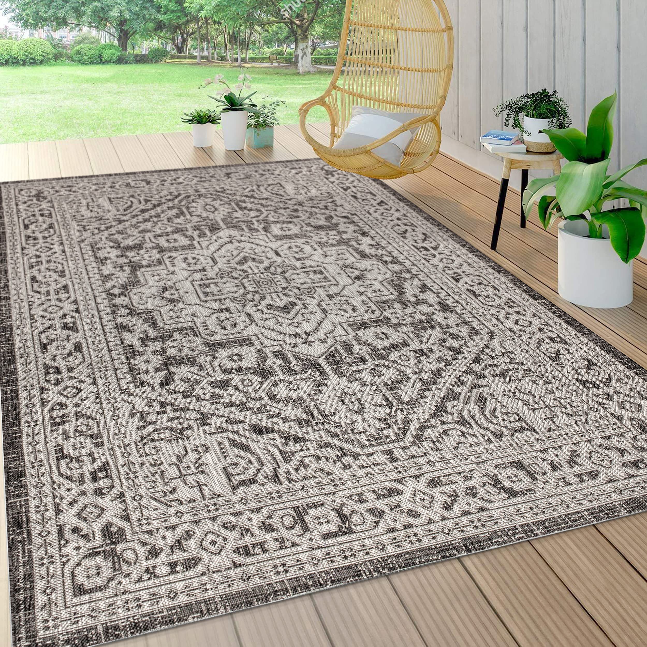 Jonathan Y Smb101D-4 Sinjuri Medallion Textured Weave Indoor/Outdoor Gray/Black 4 Ft. X 6 Ft. Area-Rug, Coastal,Easy-Cleaning,Forhightraffic,Kitchen,Livingroom,Backyard, Non Shedding