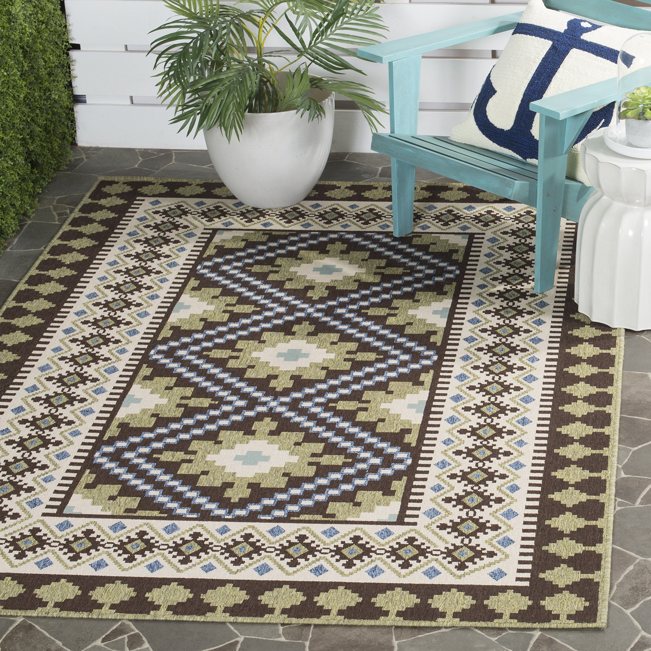 Safavieh Veranda Collection Area Rug - 6'7' X 9'6', Chocolate & Green, Boho Design, Non-Shedding & Easy Care, Indoor/Outdoor & Washable-Ideal For Patio, Backyard, Mudroom (Ver099-0624)