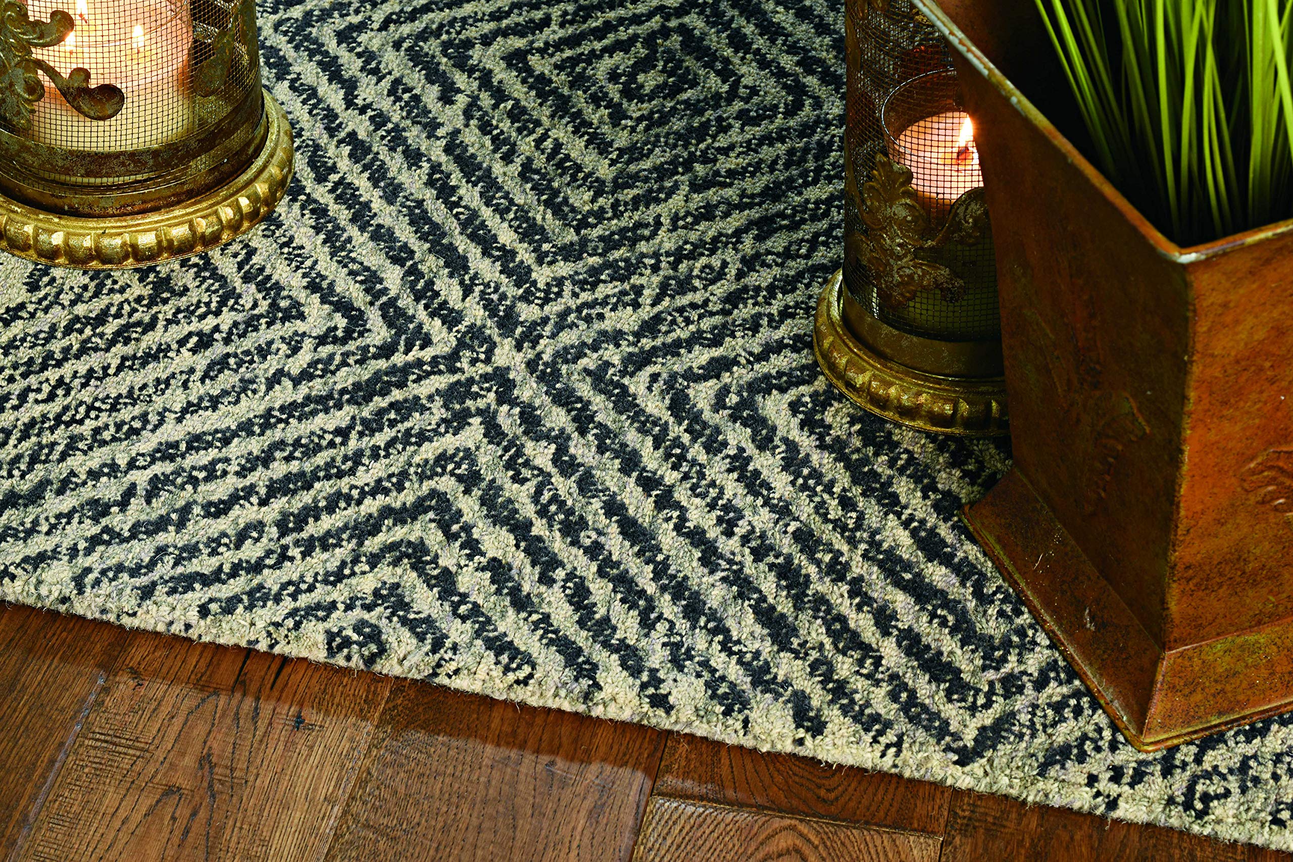 HomeRoots 5'X7' Grey Black Hand Tufted Space Dyed Geometric Indoor Area Rug